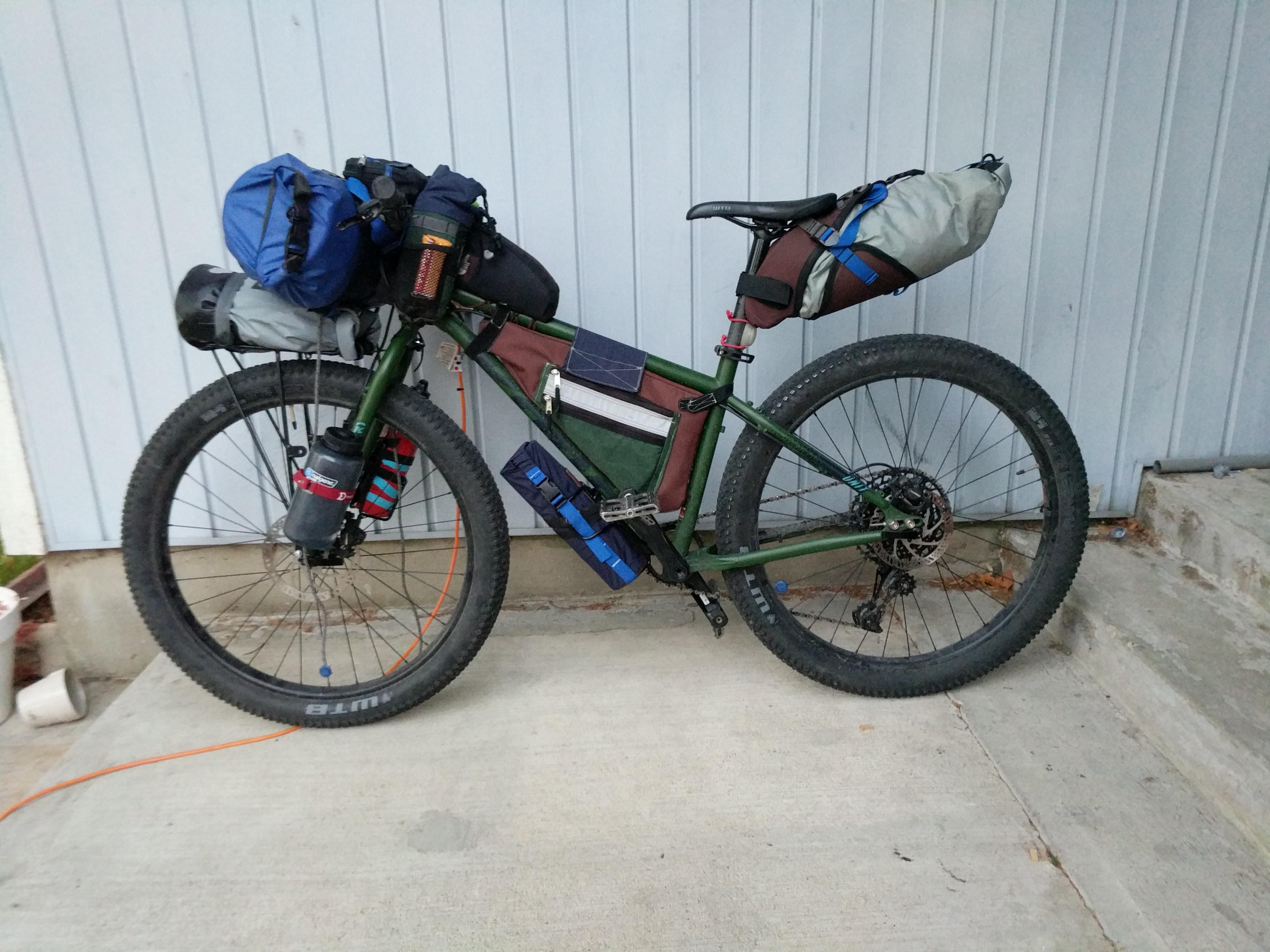 I present to you my full myog bikepacking kit! Photo taken right before