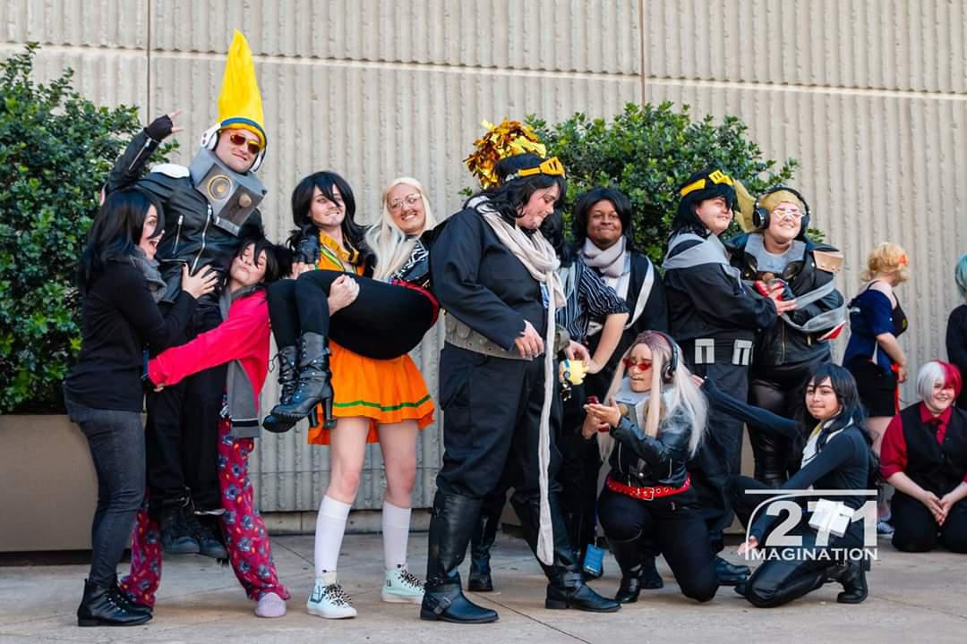 Aizawa x present mic cosplay ship pic r/BokuNoShipAcademia