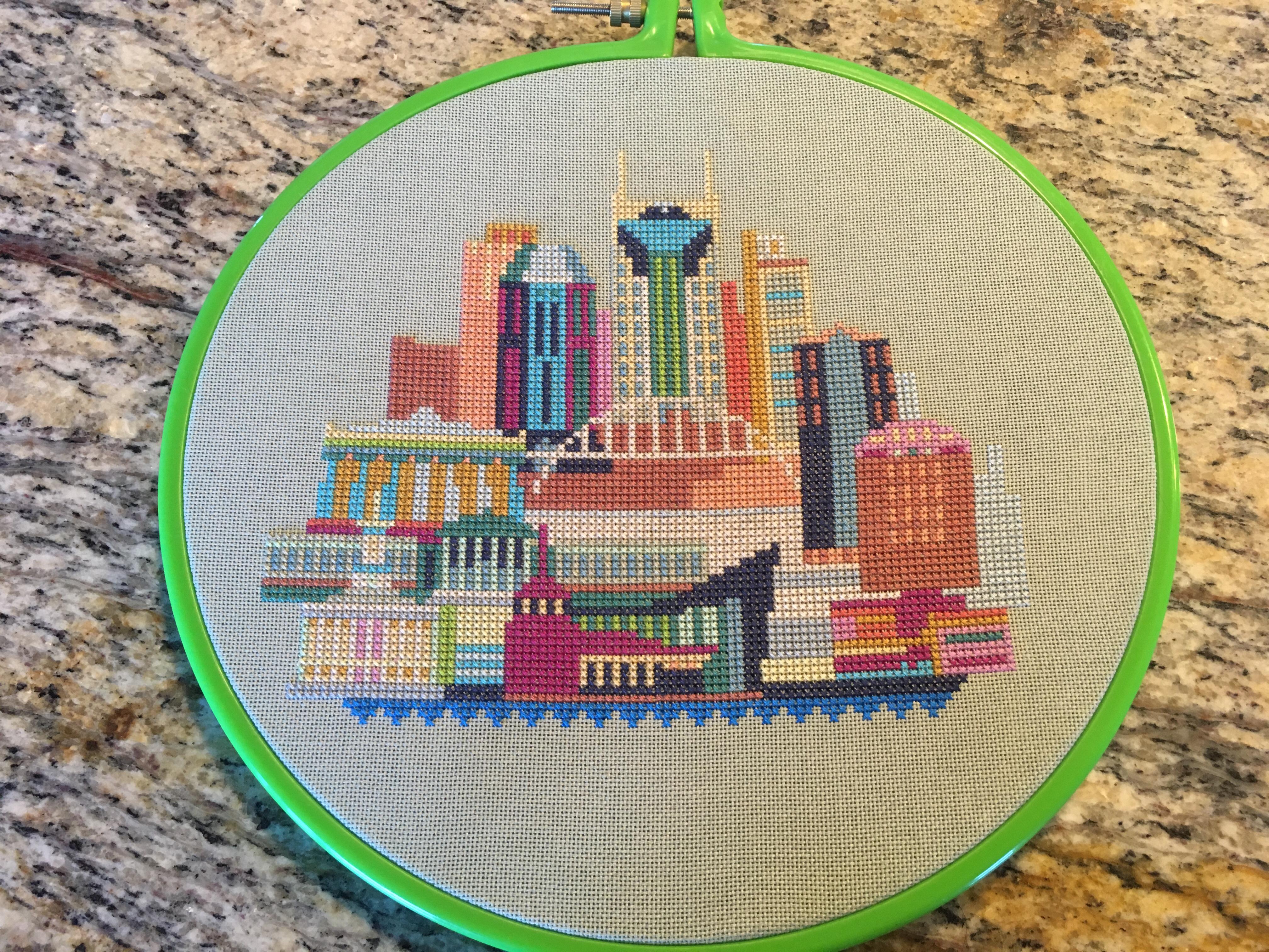 [FO] Nashville skyline—I just moved and miss this place so much! r/CrossStitch