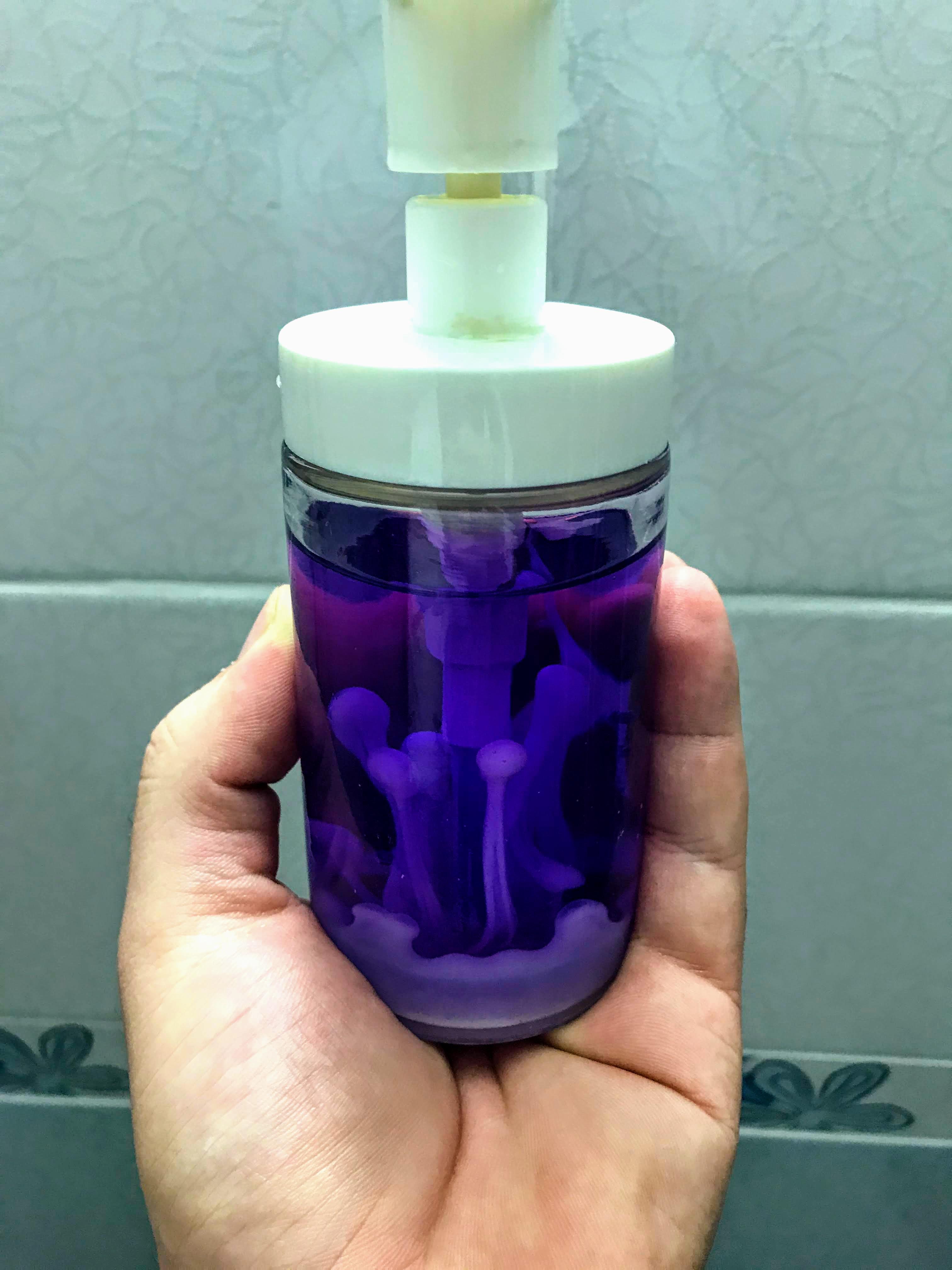 Mixing two types of liquid soap r/woahdude