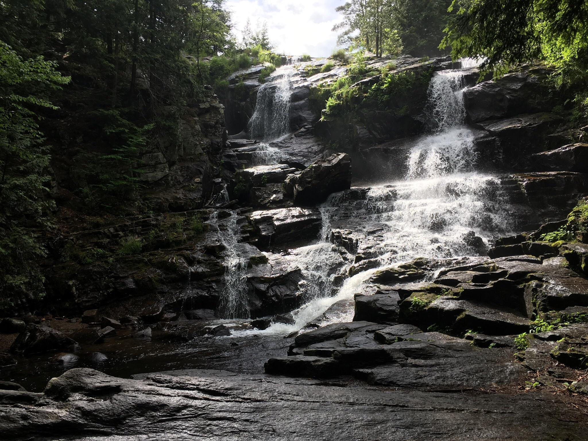 Shelving Rock Falls, New York. June 2017. r/Outdoors