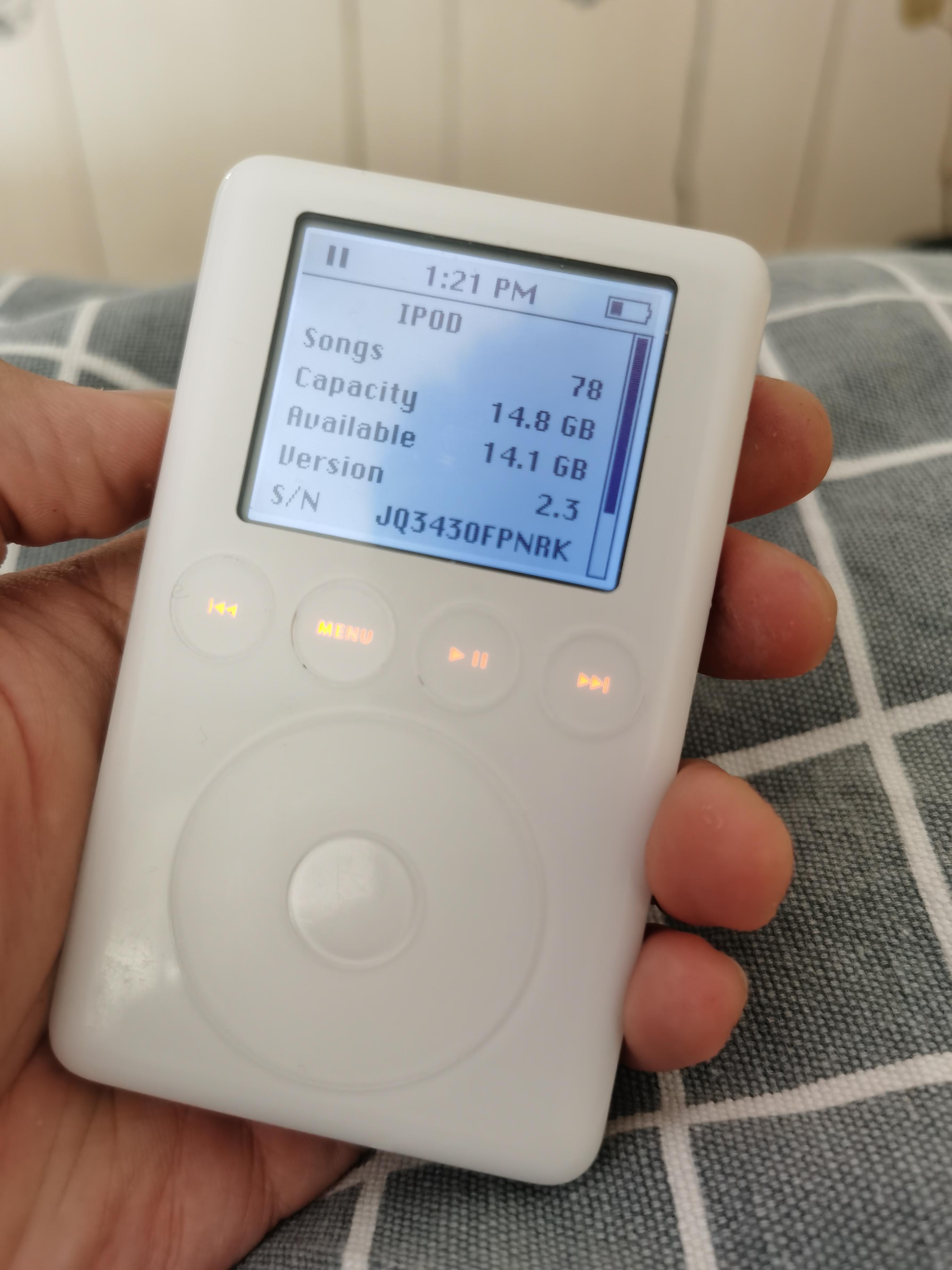 my 3rd gen with 16gb cf card r/ipod