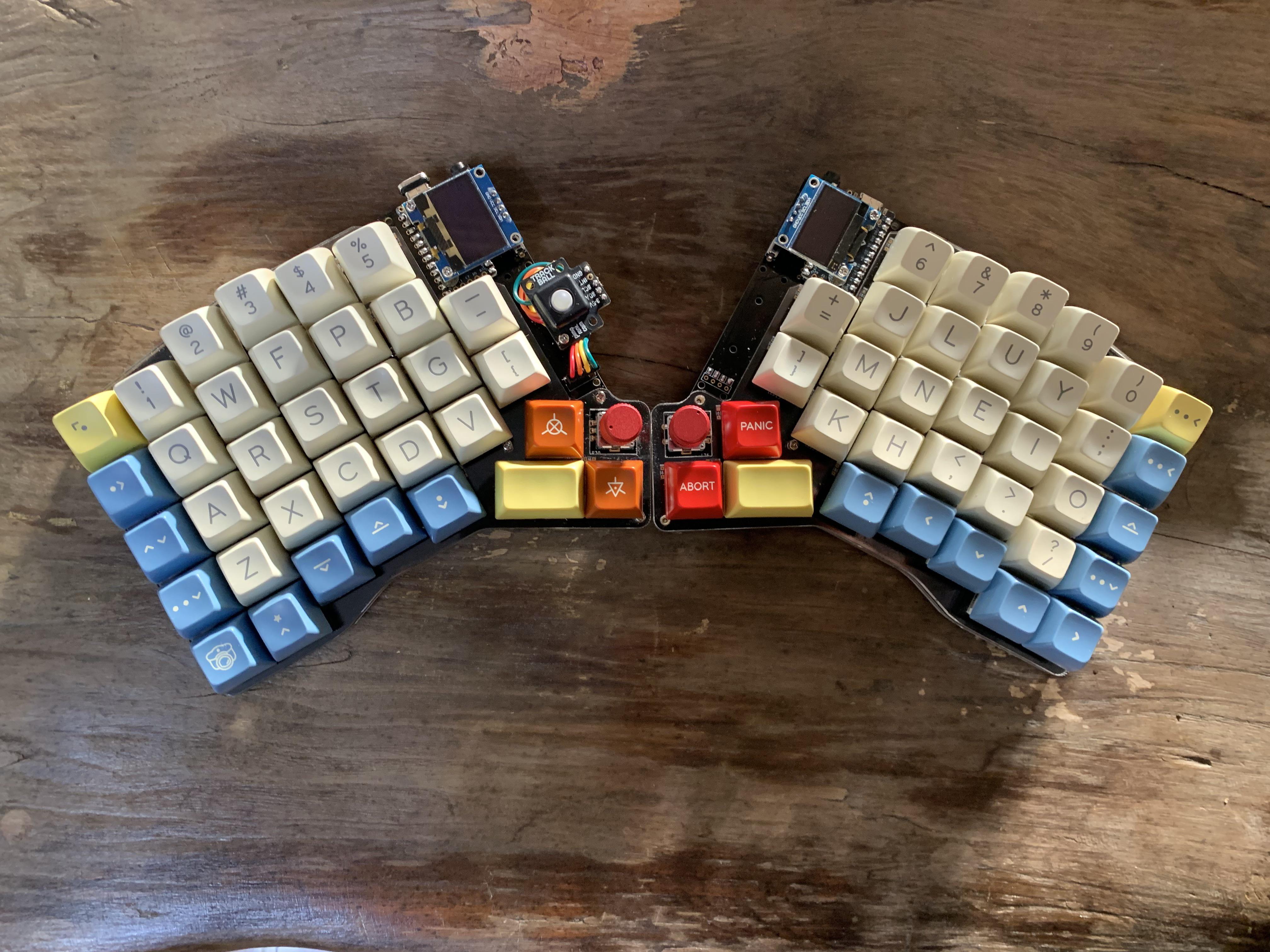 My review of the Moonlander MK1 keyboard ErgoMechKeyboards