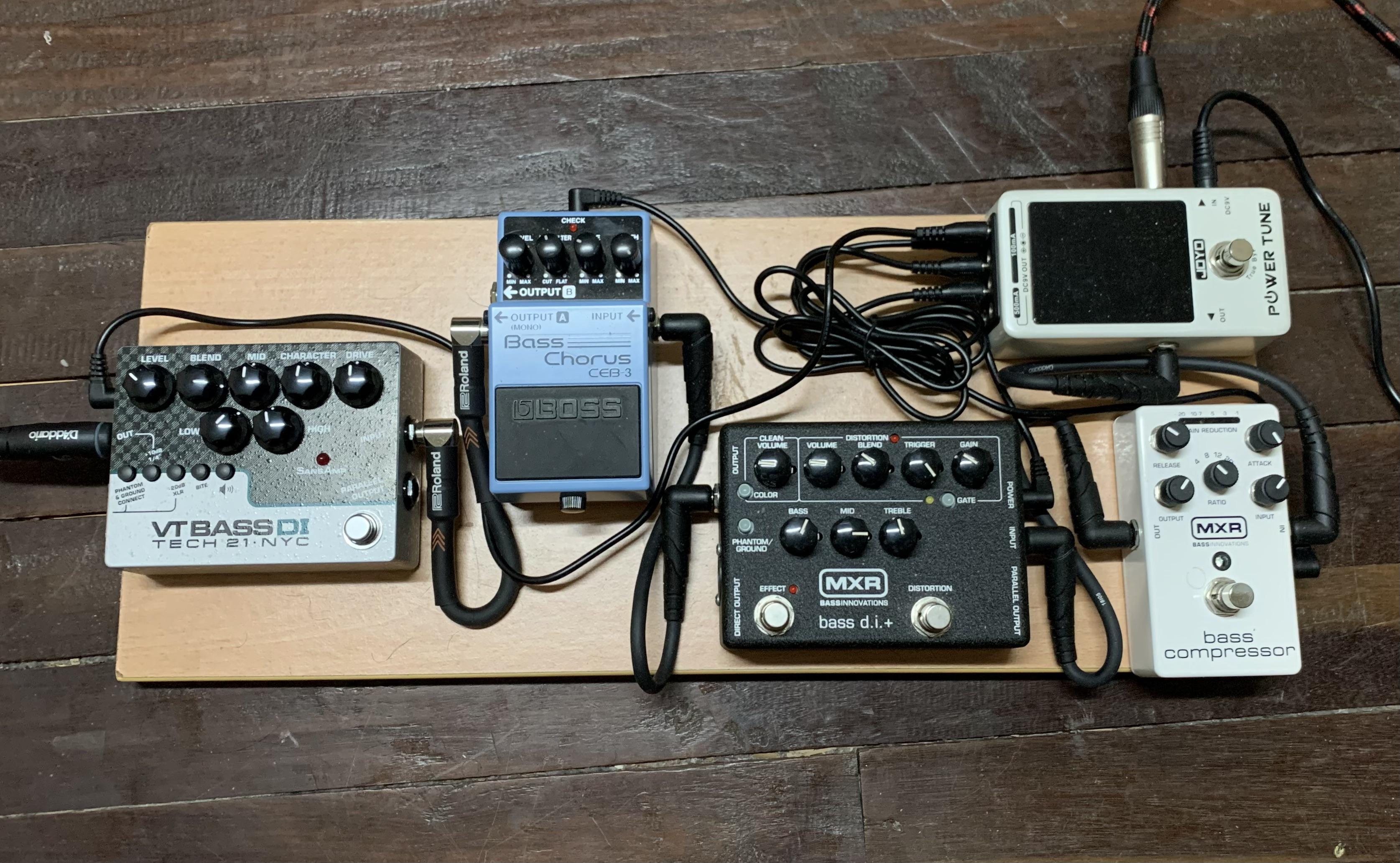Simple bass pedalboard setup r/basspedals