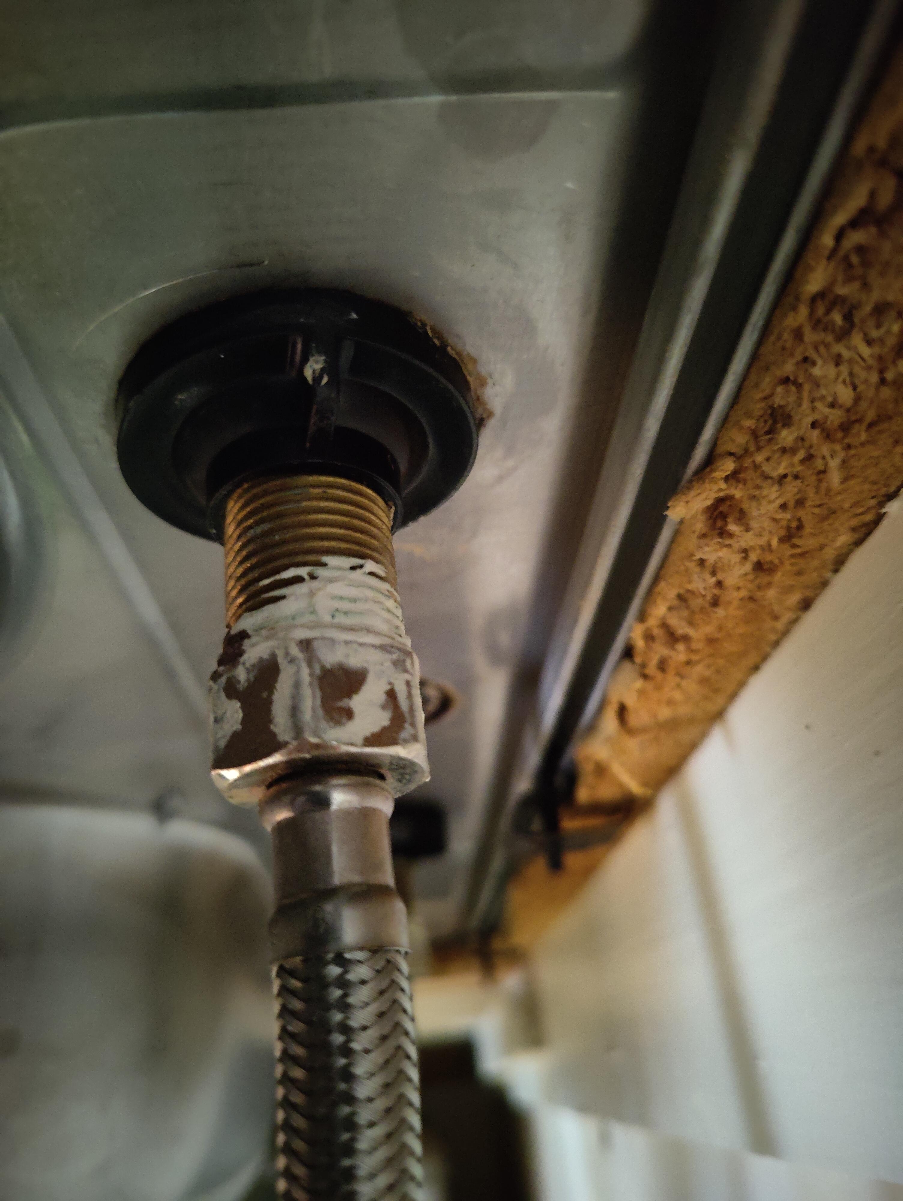 How do I unscrew this? it's plastic with corners that jut out but the corners break when I try