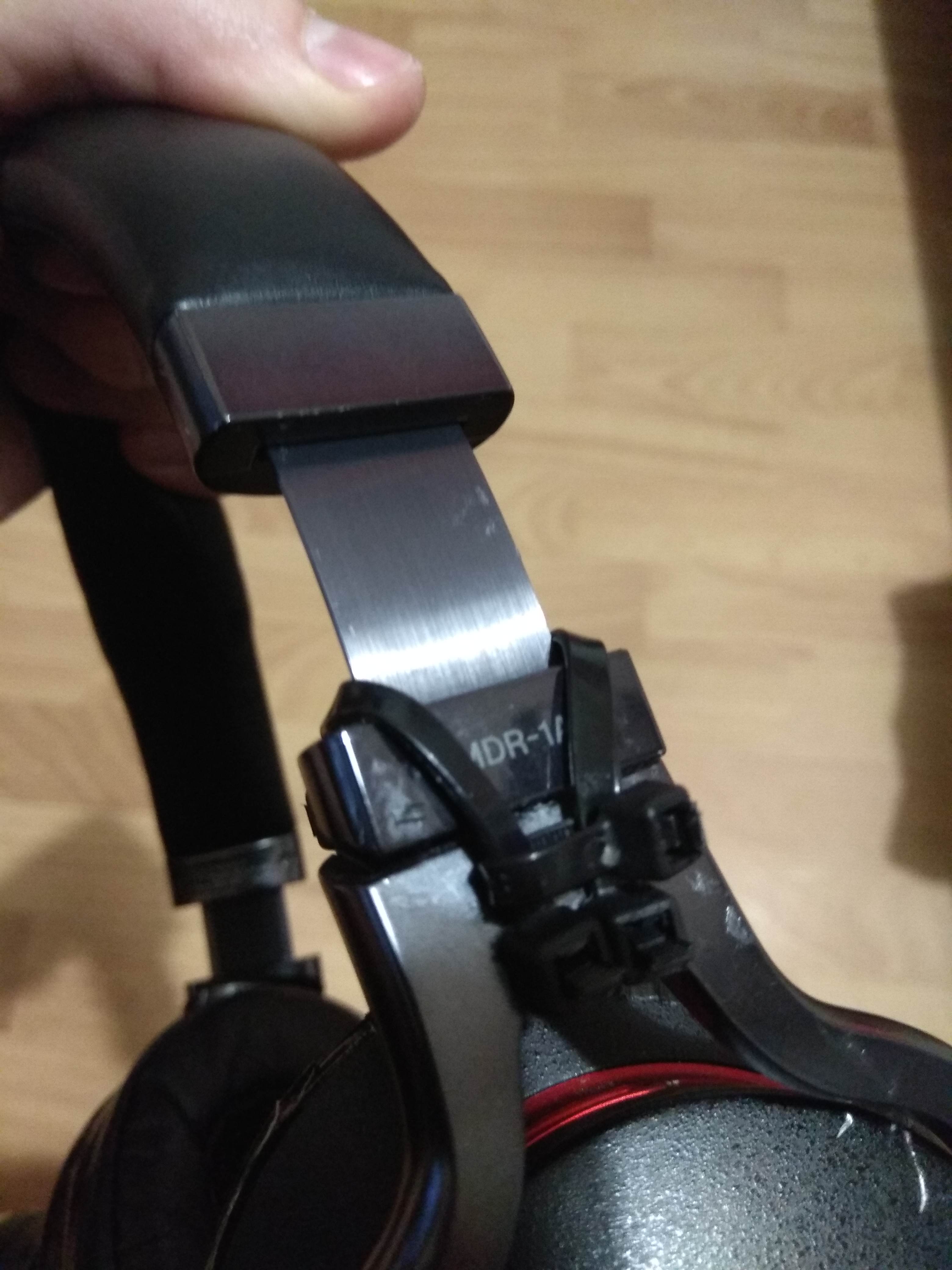 Broken headphones? No problem. r/techsupportmacgyver