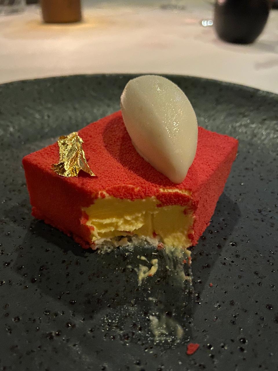 The best desser I've ever had. Had white chocolate and mango with lychee sorbet... Anyone know a