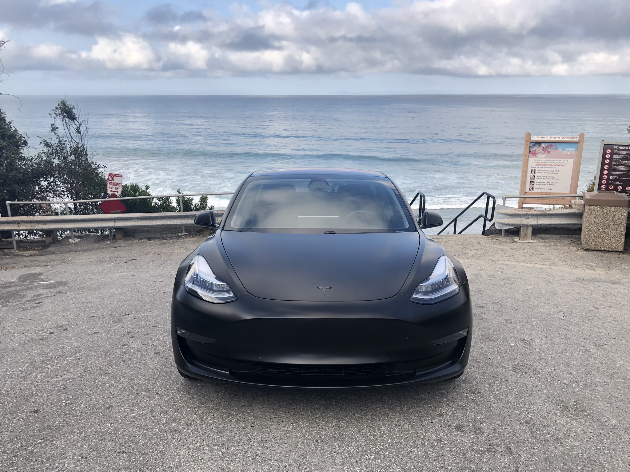 Laguna Beach r/TeslaPorn