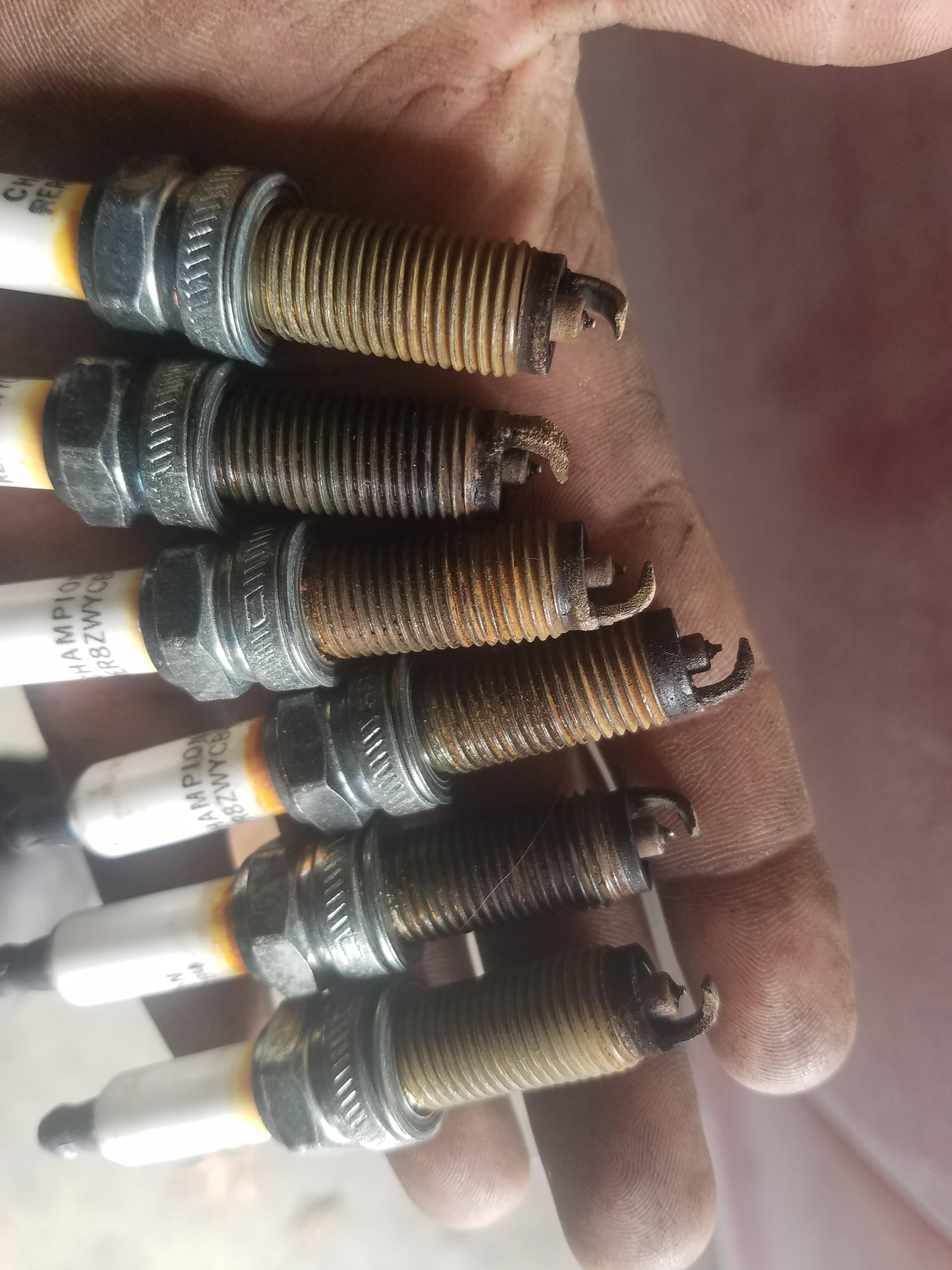 Cylinder 4 Misfire in 2013 Chrysler 300s 3.6L fixed with new spark