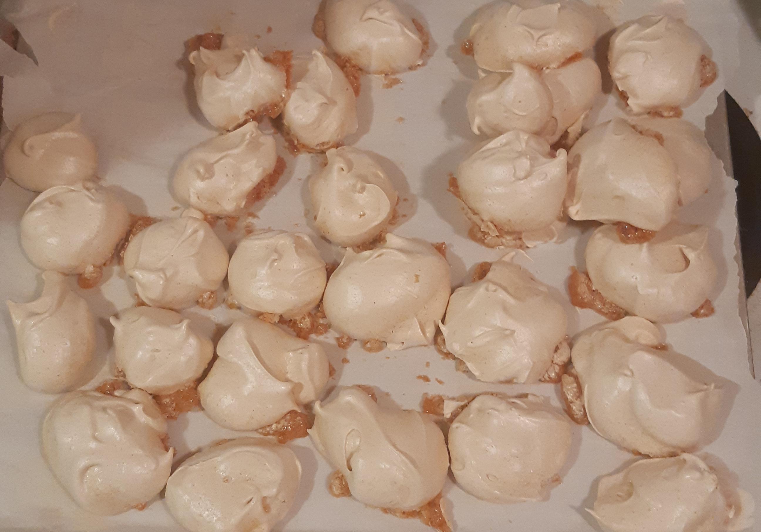 Meringues I made with Dried Carolina Reaper pepper. I call them 'Reaper Meringues'. r/spicy
