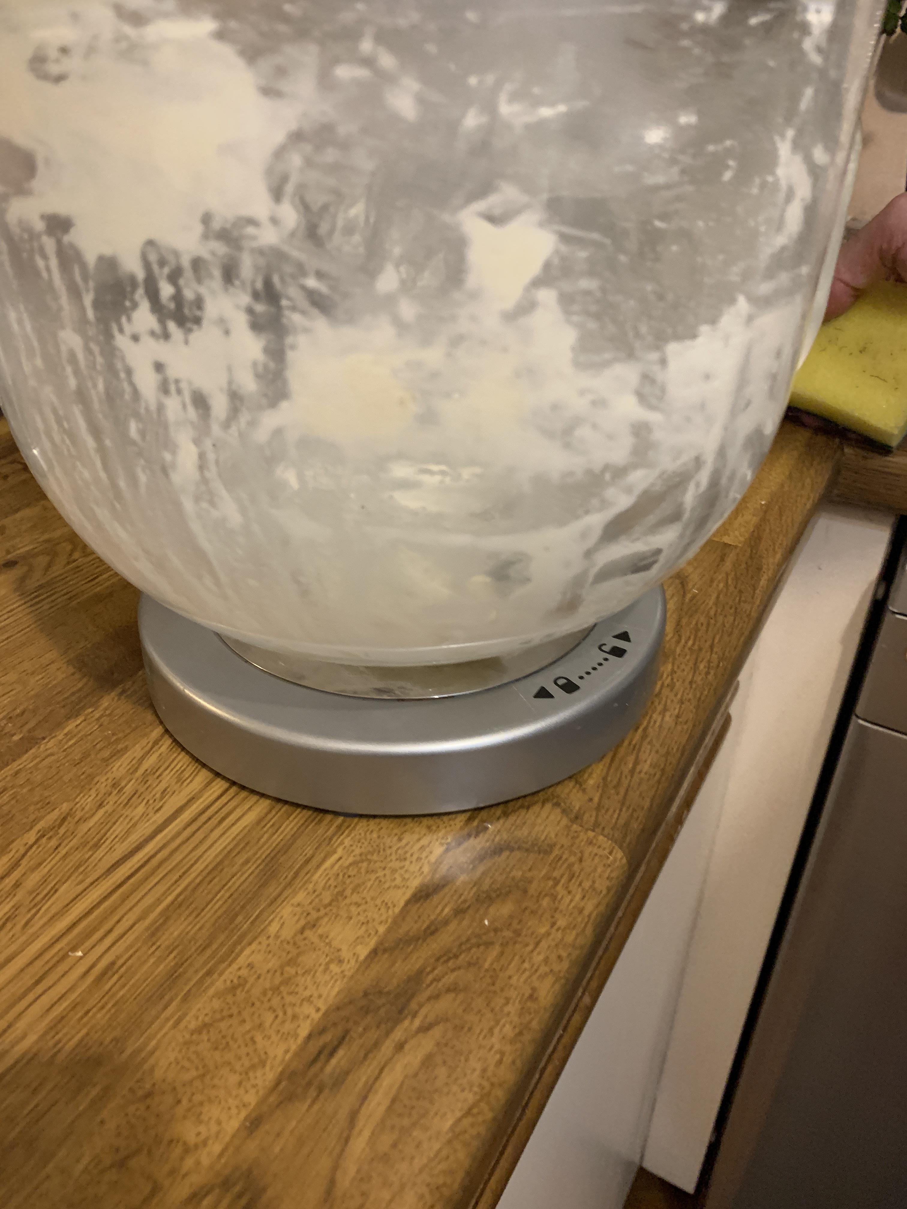 How to release a stuck mixing bowl? r/BakingNoobs