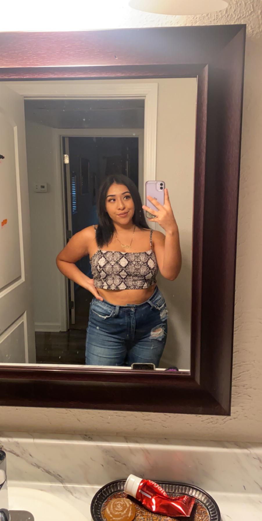 Chubby girls deserve love too 🥰 : selfie