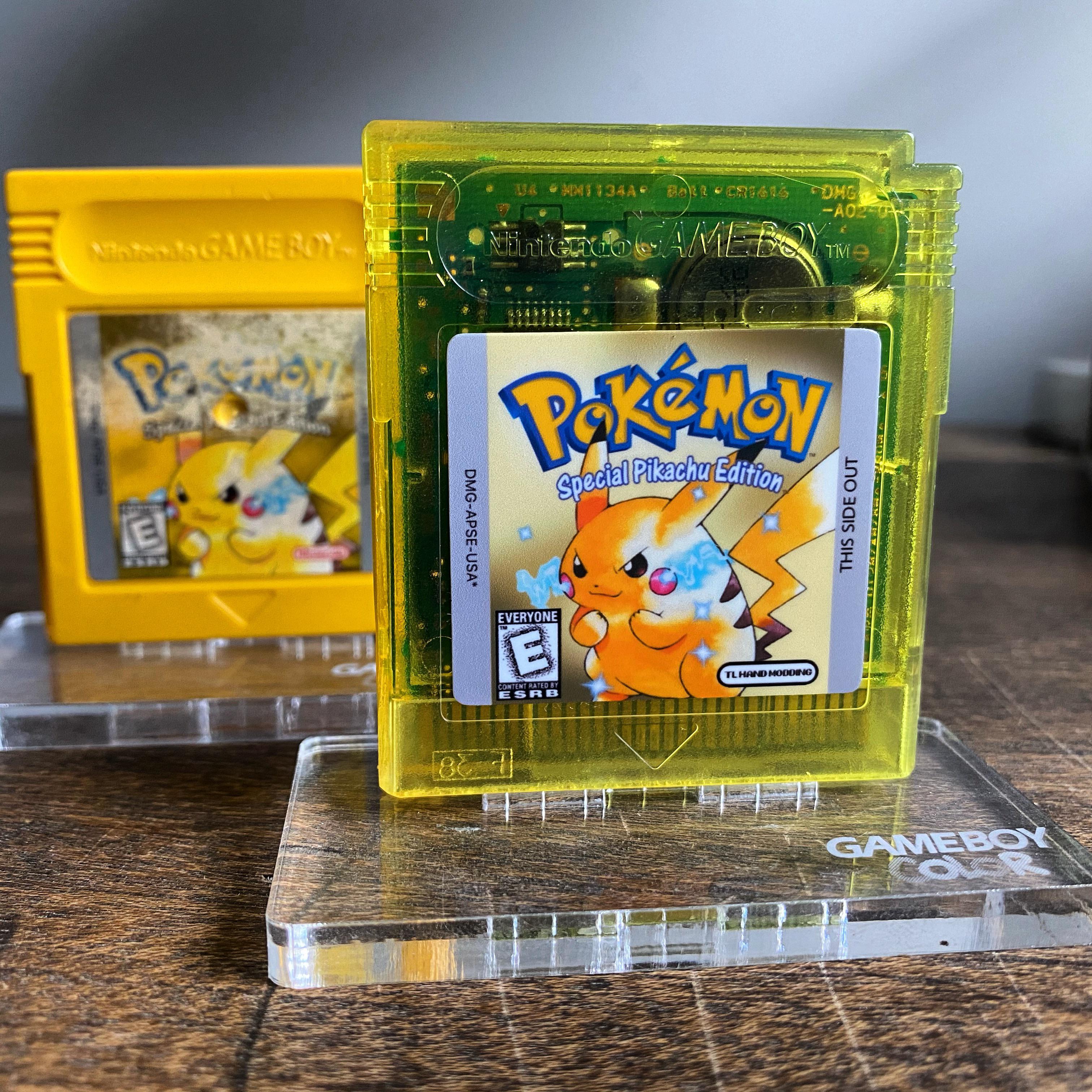 Custom Pokémon Yellow Shiny Pikachu cartridge r/Gameboy