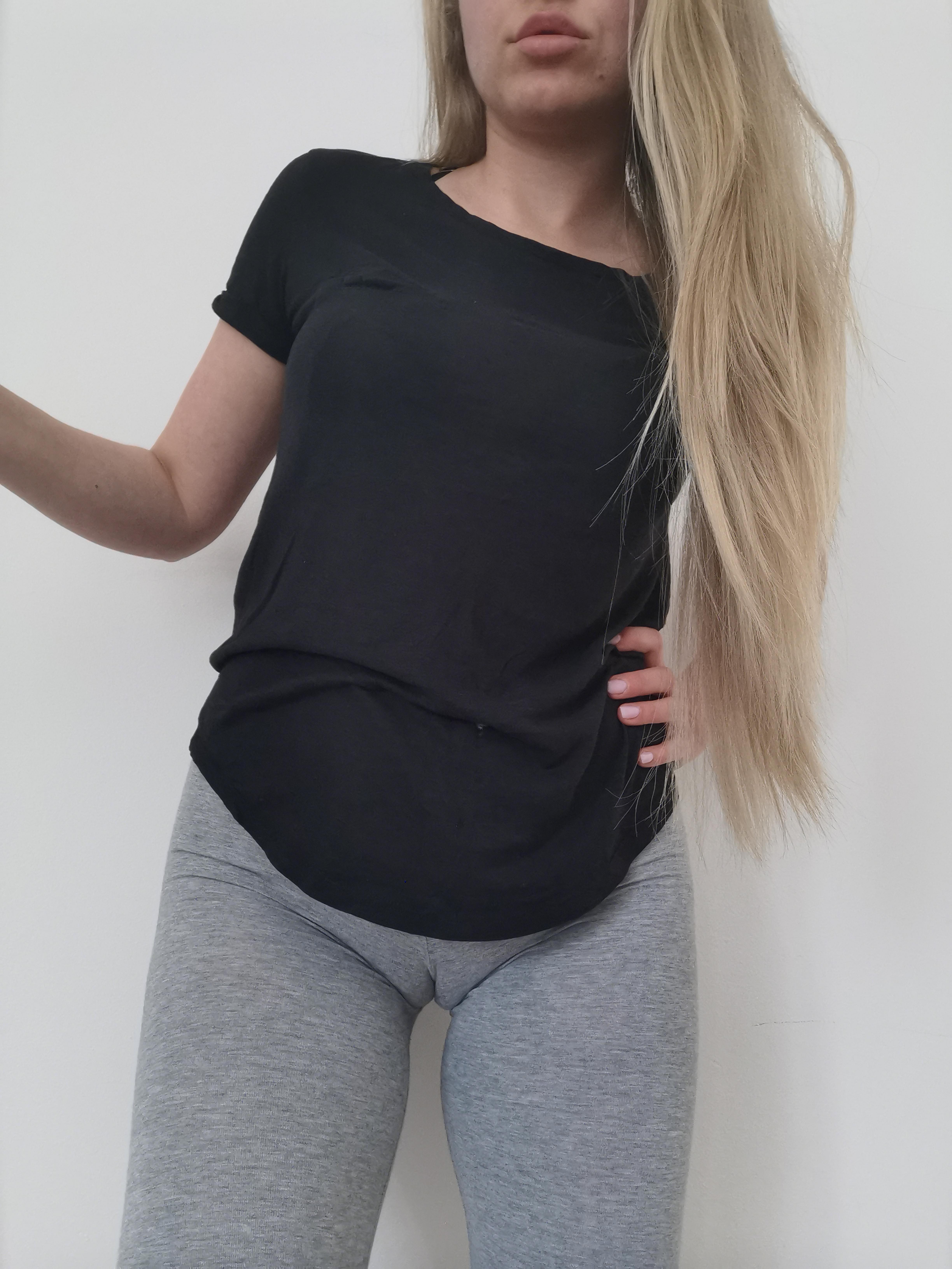 I love having my camel eaten : cameltoeoriginals