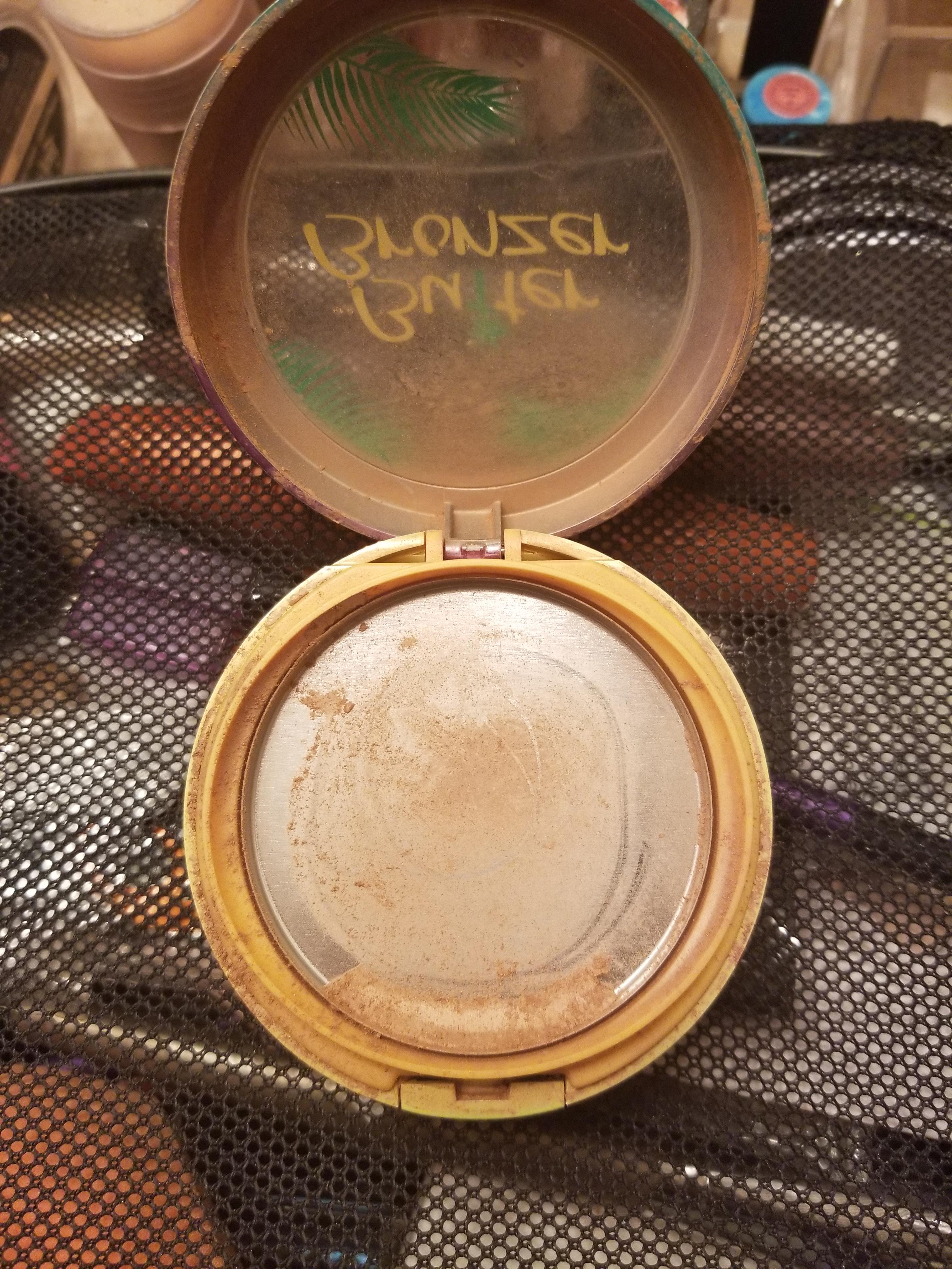Butter bronzer! r/PanPorn