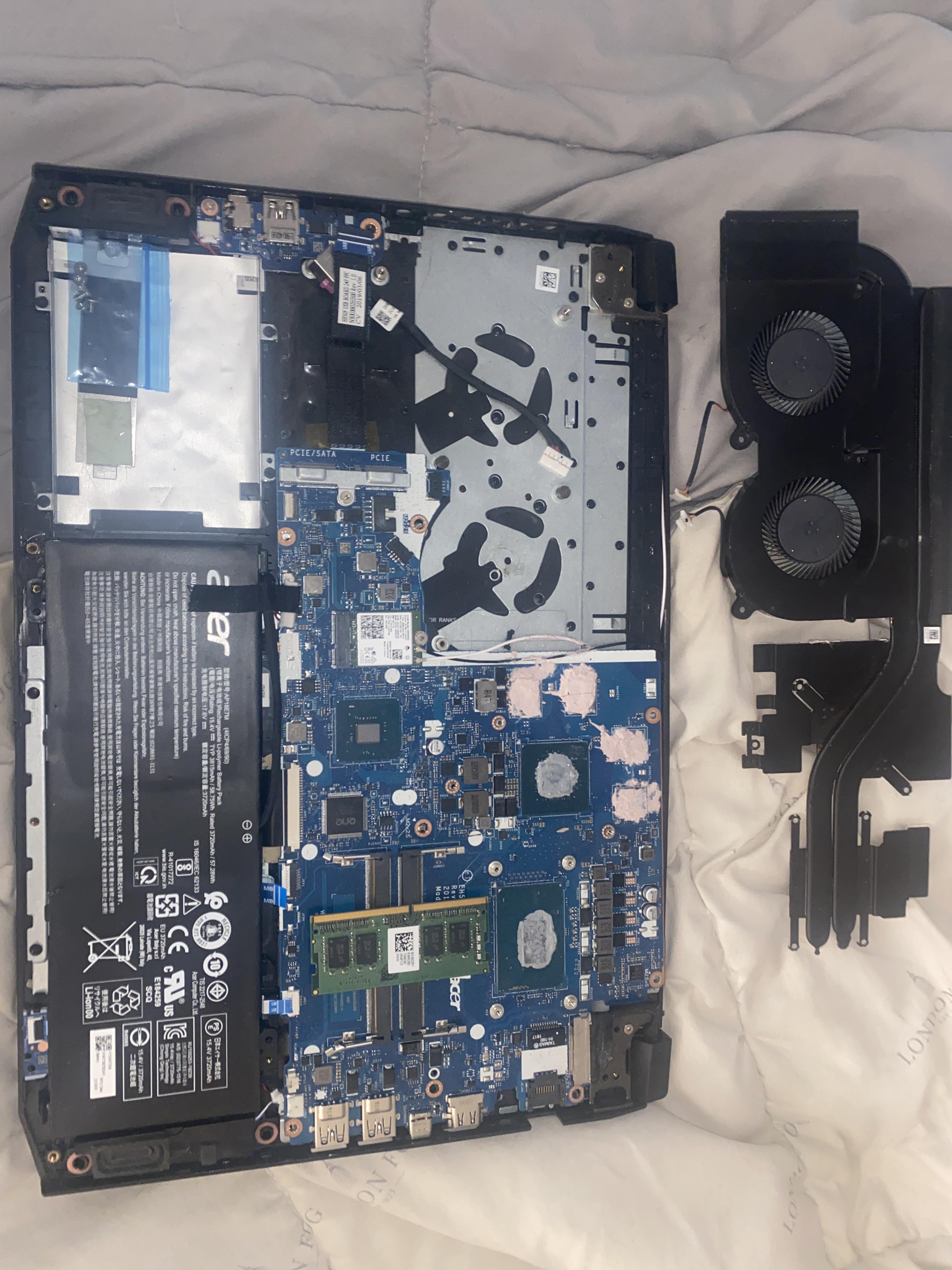 In 2020, I was a freshman college student living in dorms. My acer