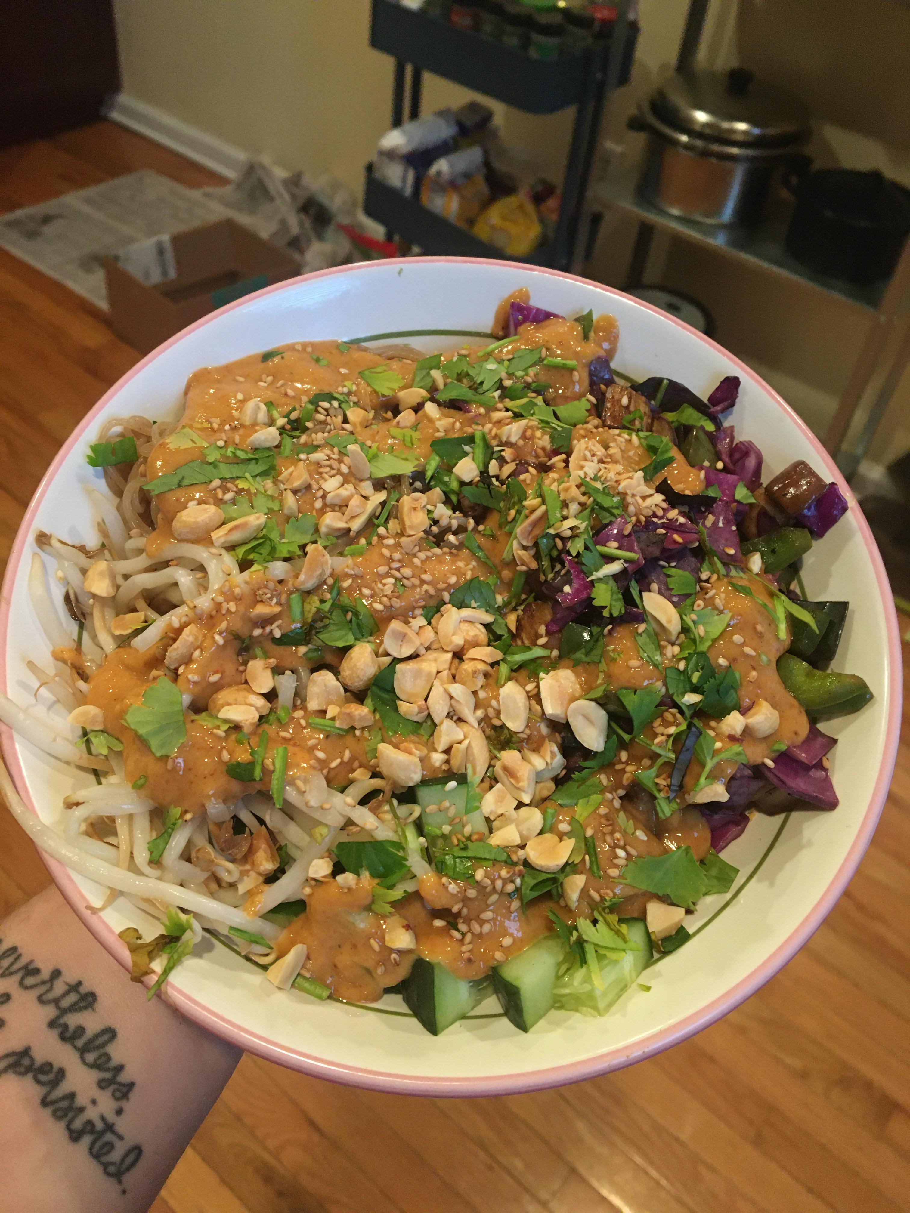 Peanut soba noodles with red cabbage, eggplant, bean sprouts, bell