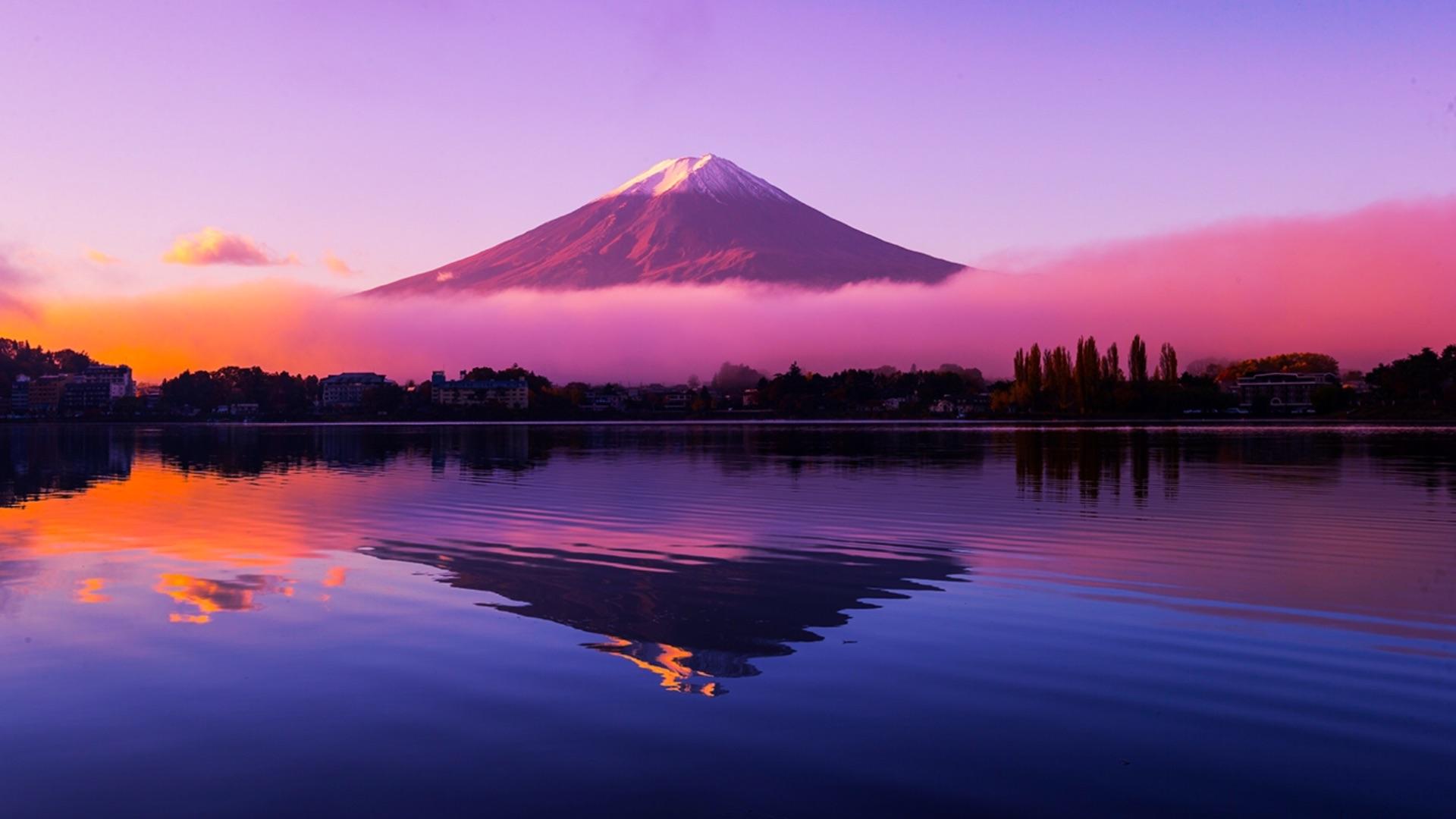 Picture of Mount Fuji in Japan with added colour effects. [1920x1080