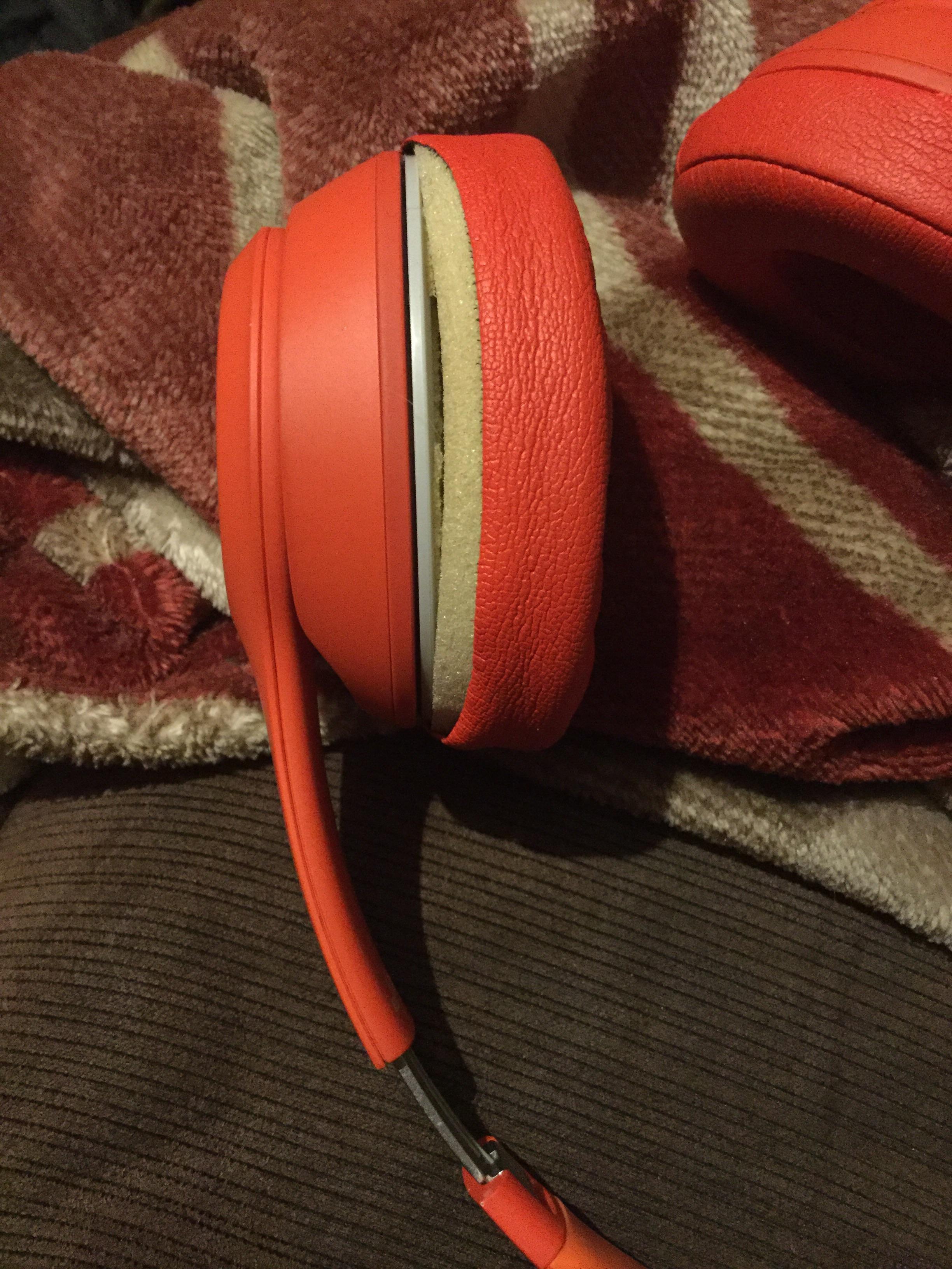 Where to find inexpensive replacement Ear Pads for Solo 3 (PRODUCT RED