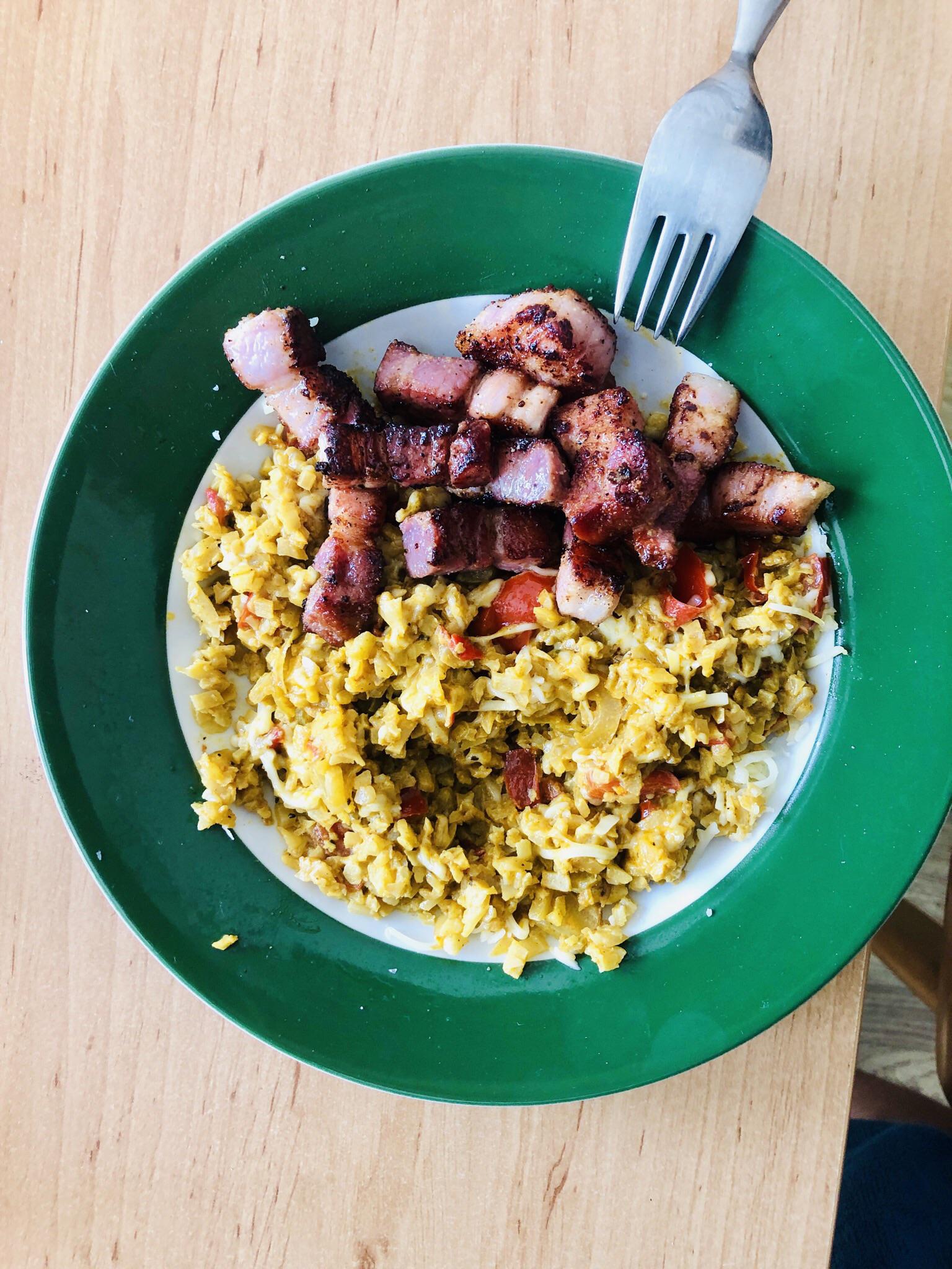 Curry Cauliflower Rice ketorecipes