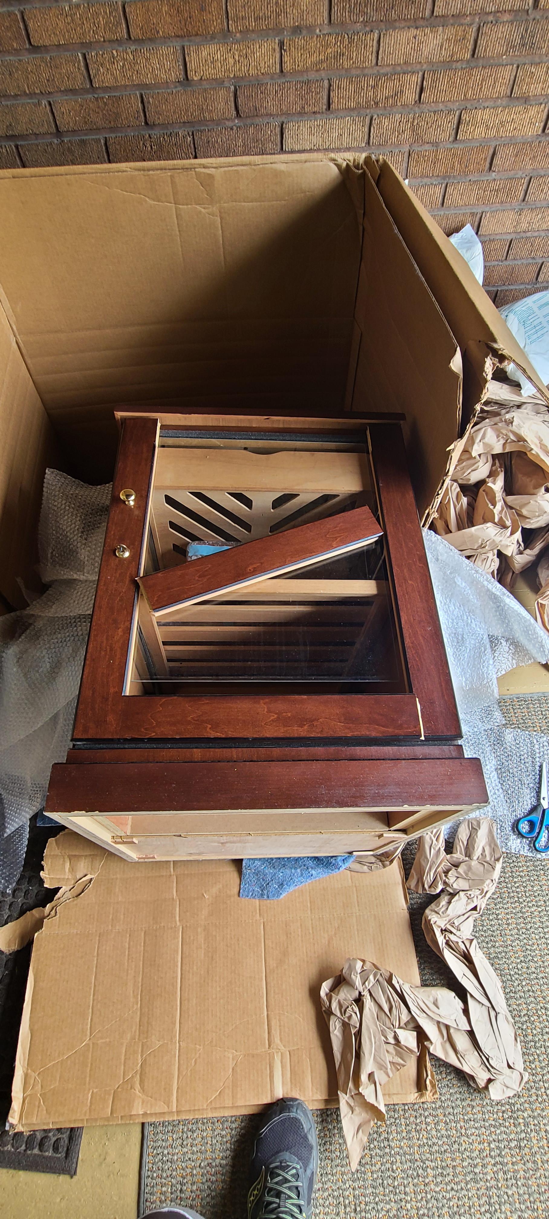 Looking for a little help on a humidor repair r/woodworking