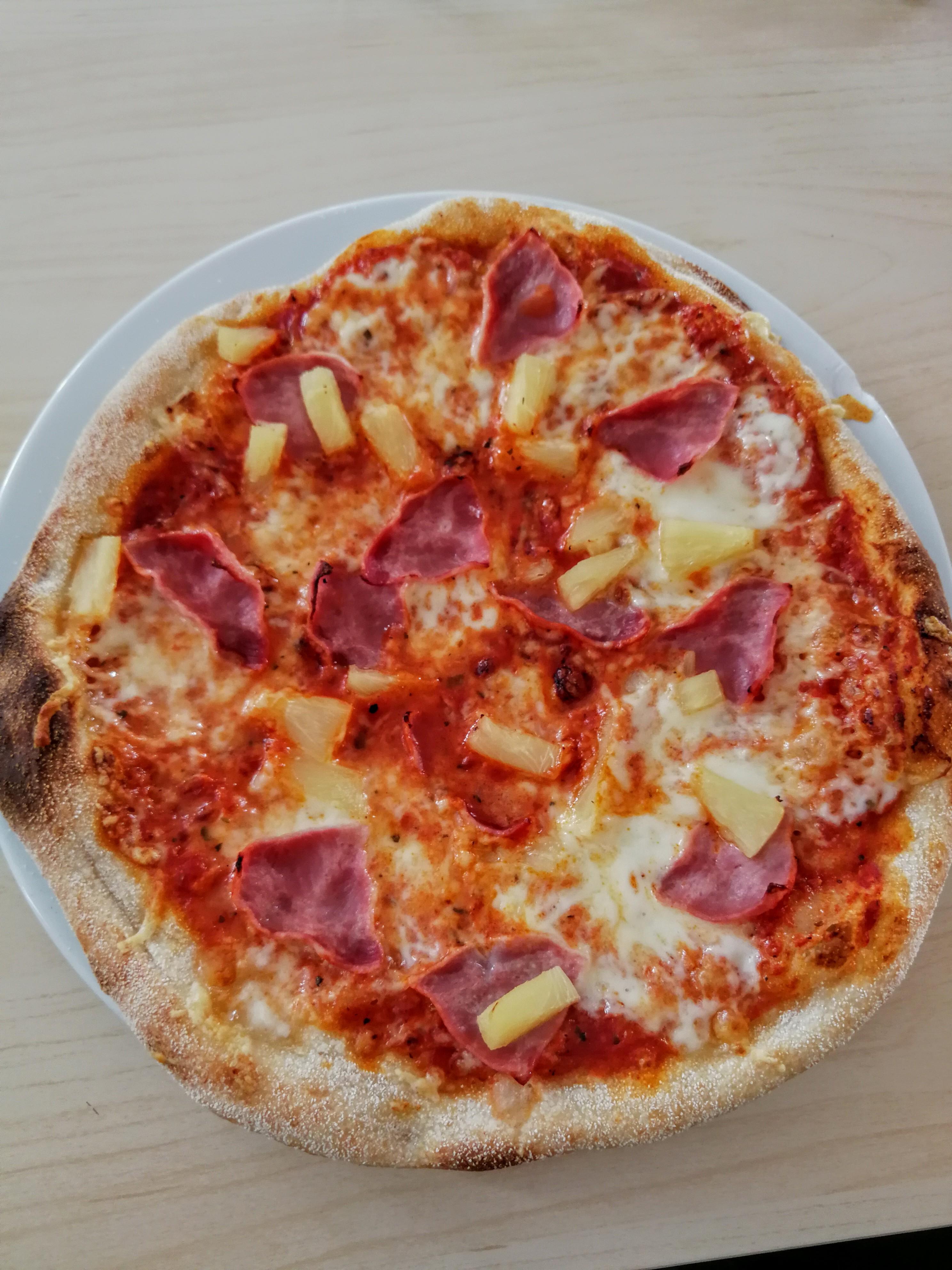 [Homemade] Pizza r/food