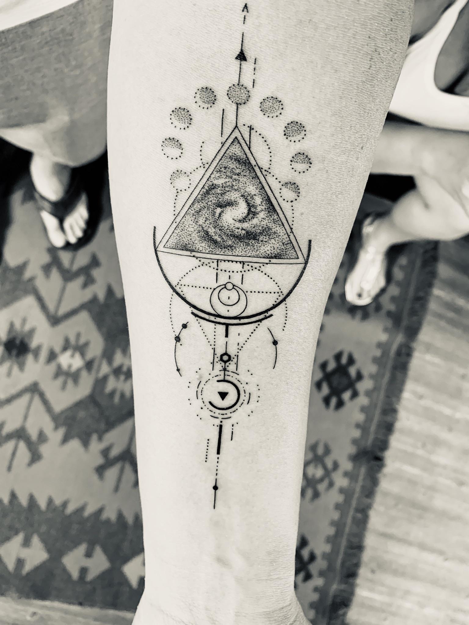 Space & Time by Fedor Nozdrin at Babayaga Tattoo in Canggu, Bali. Done