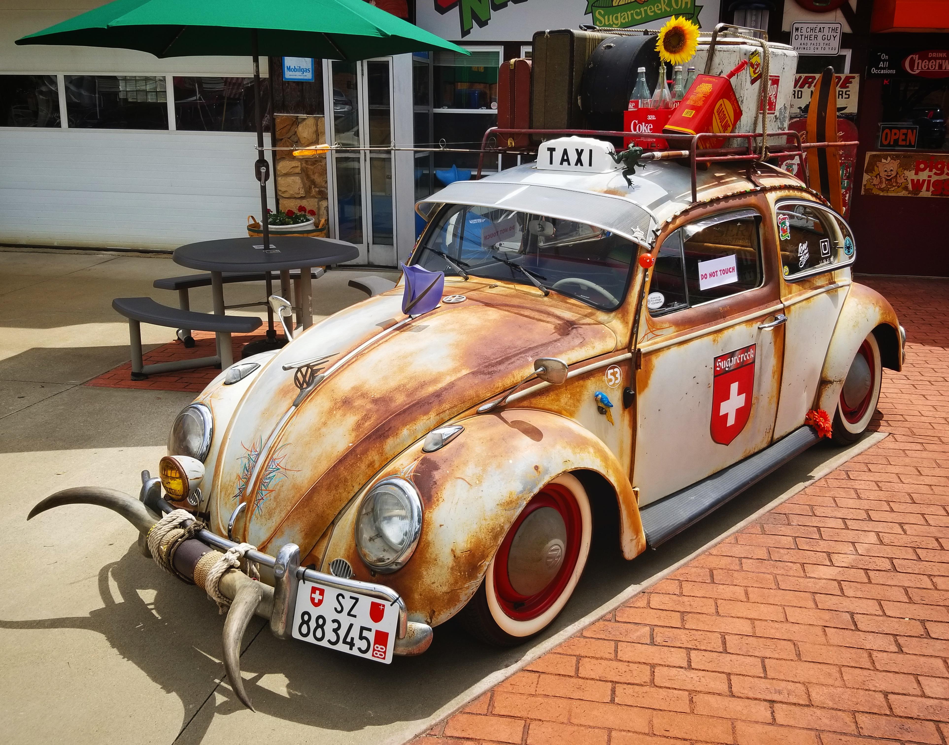 Most noticeable car in Sugarcreek! r/Ohio