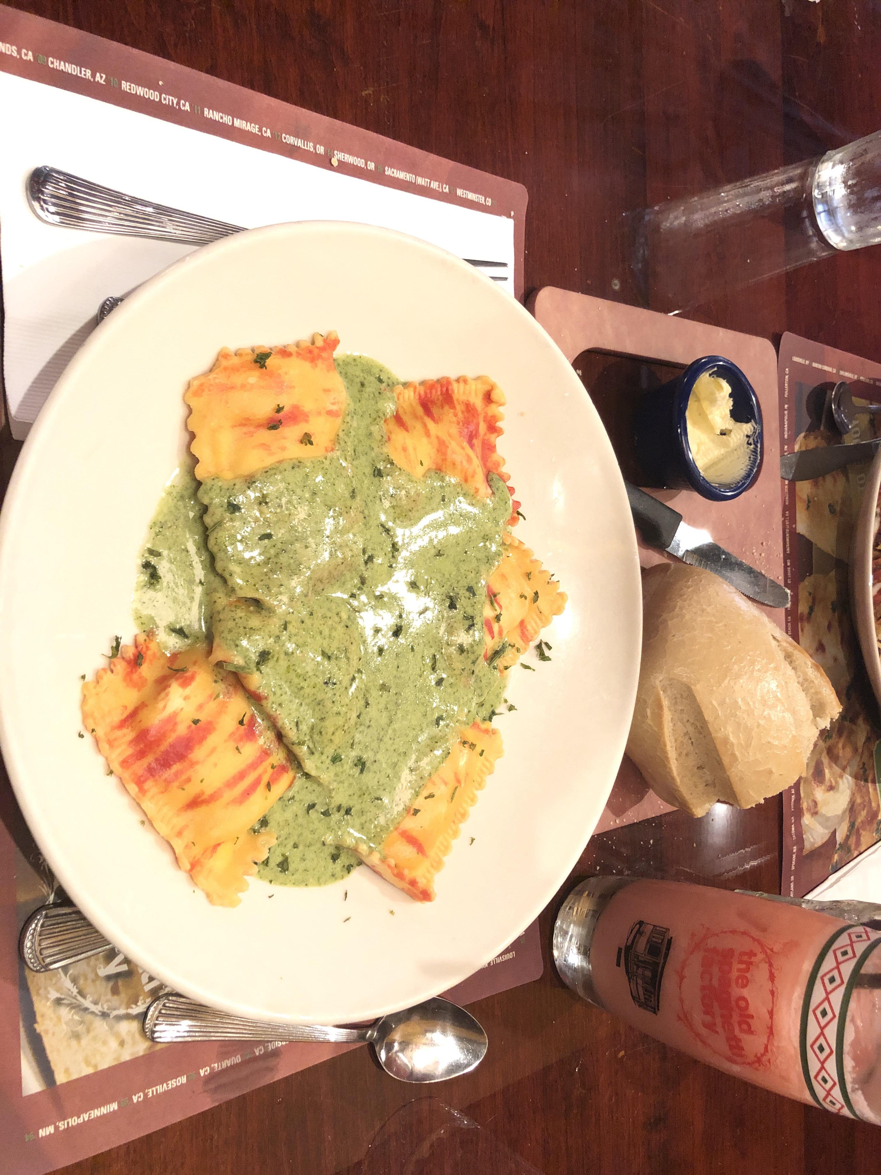 [i ate] Jumbo Lump Crab Ravioli with pesto Alfredo sauce r/food