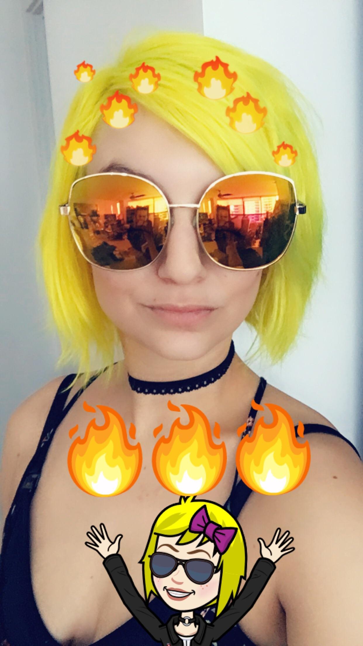 I dyed my hair 🎶 I dyed my hair for youuuuu FancyFollicles