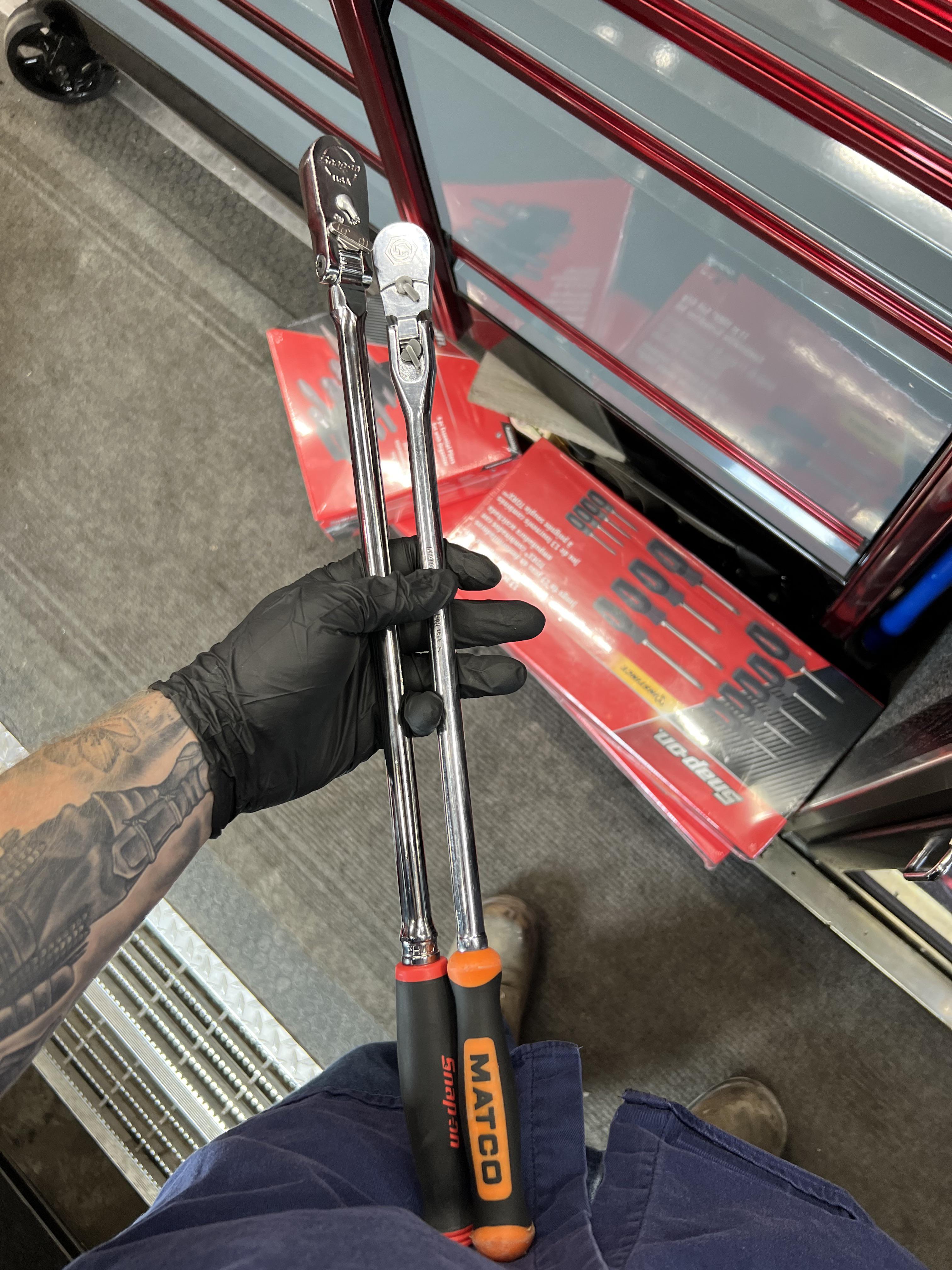 Traded in my 18inch locking flex head Matco ratchet for this 19.5 inch