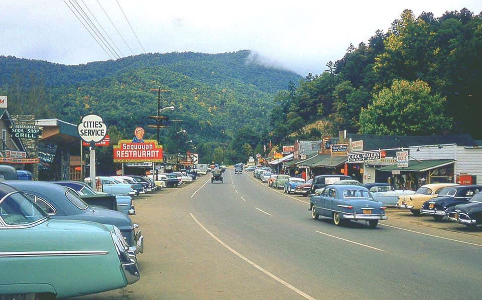 Cherokee, North Carolina 1950's r/WNC