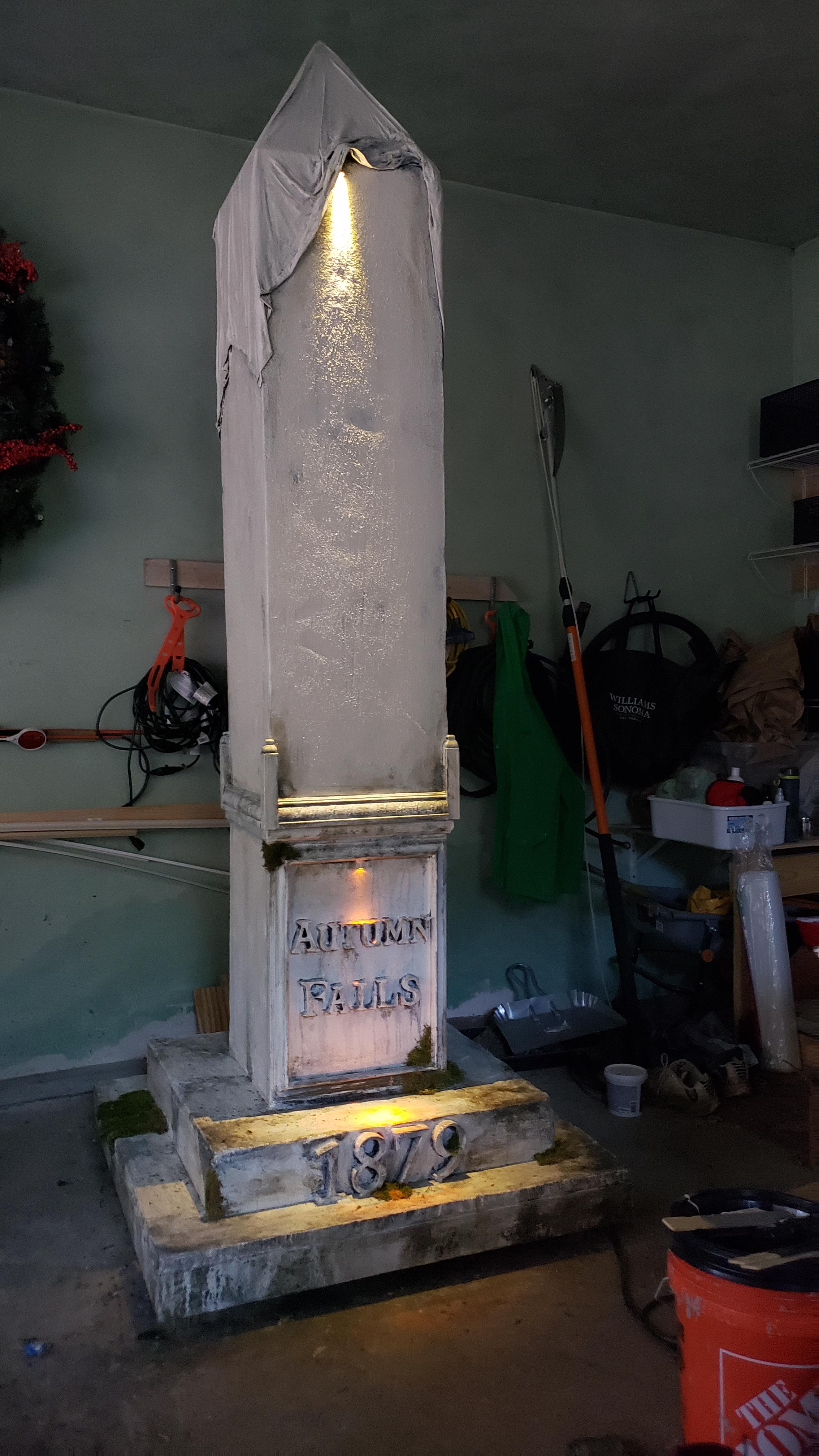 Last year I made my first tombstone ever....this year I built a 10 Foot