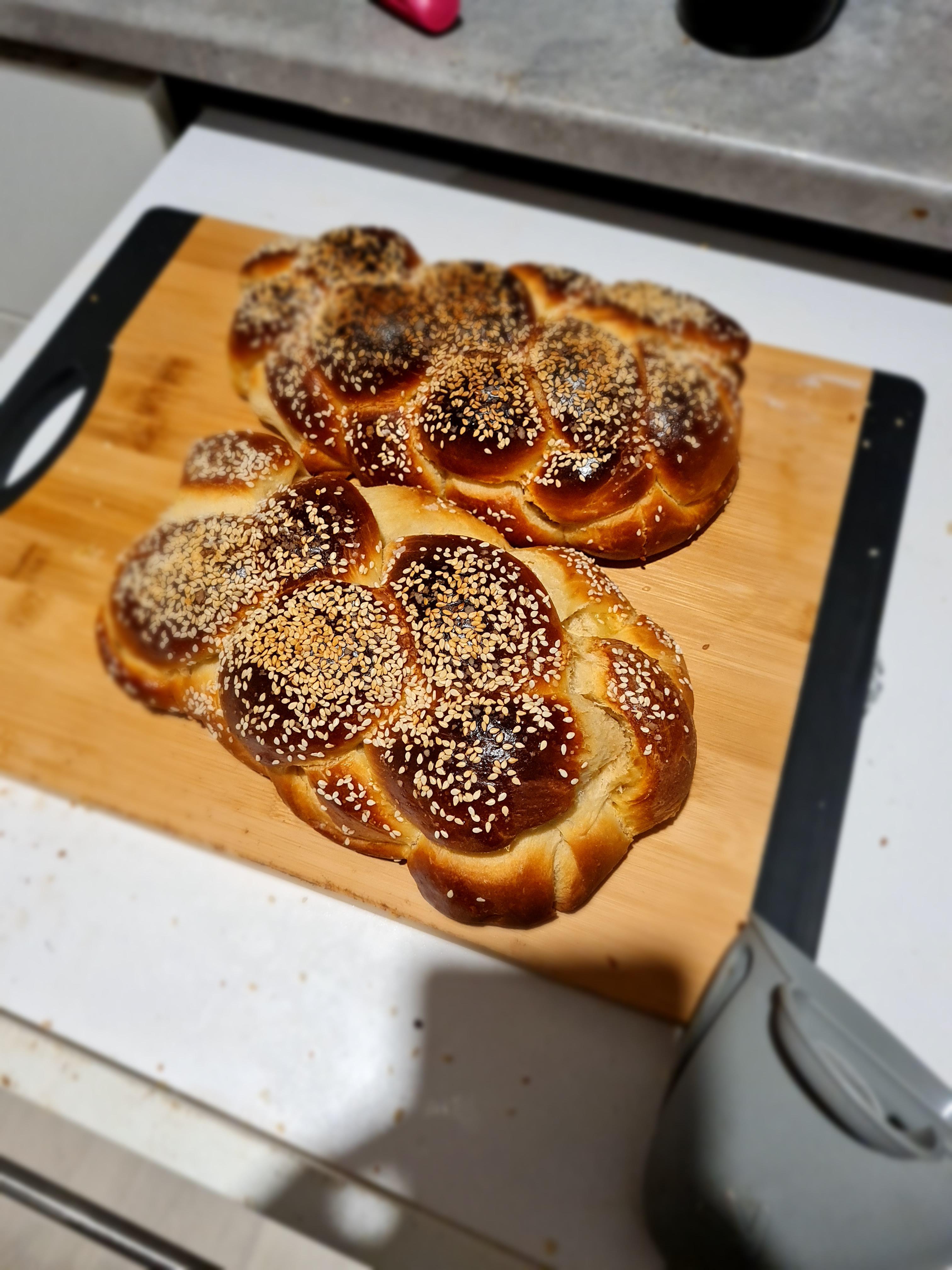 I made Claire Saffitz Challah which uses Tahini and it turned out so