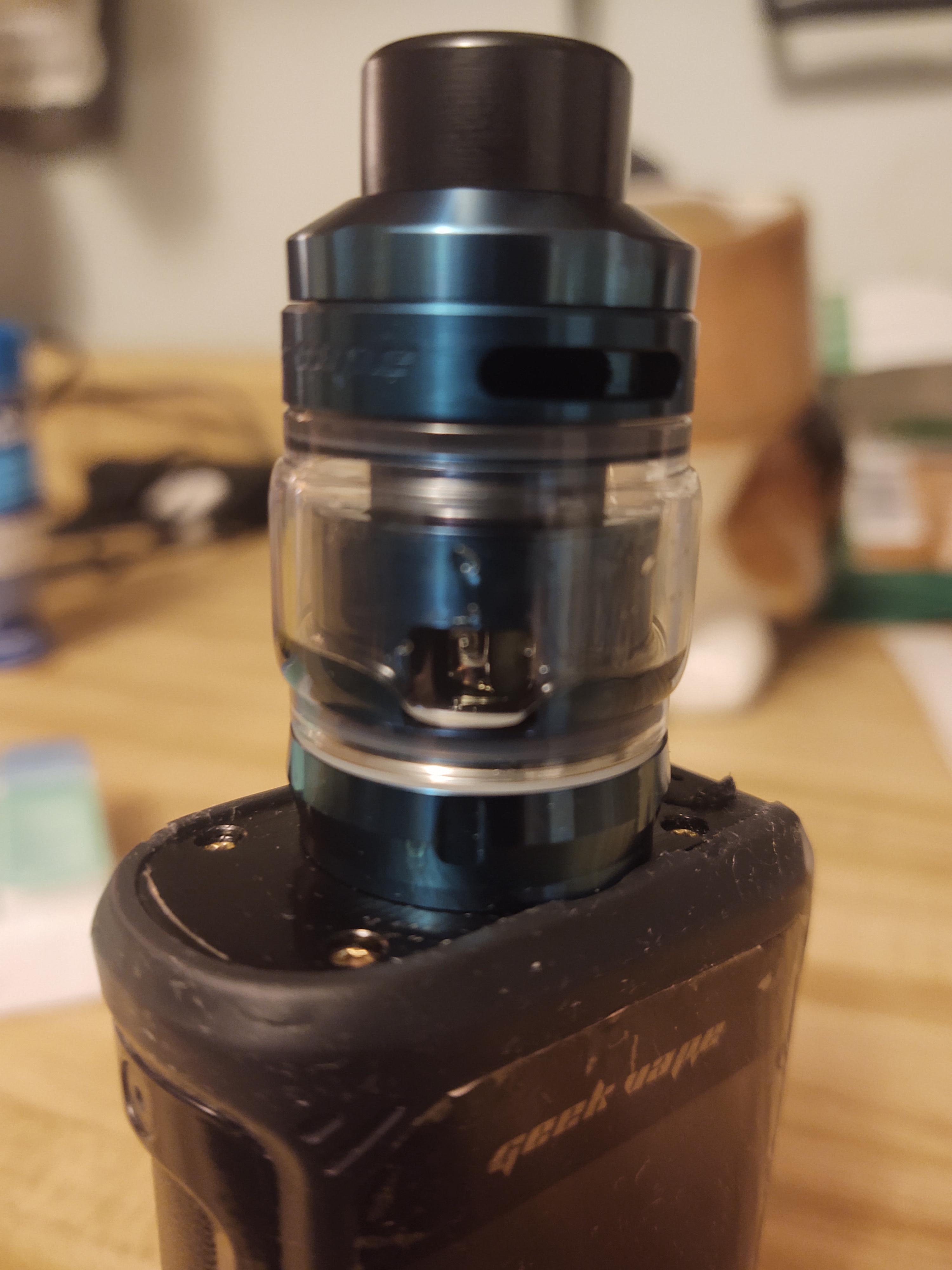Geek Vape Z Max leaking, juice pooling inside airflow chamber. Brand