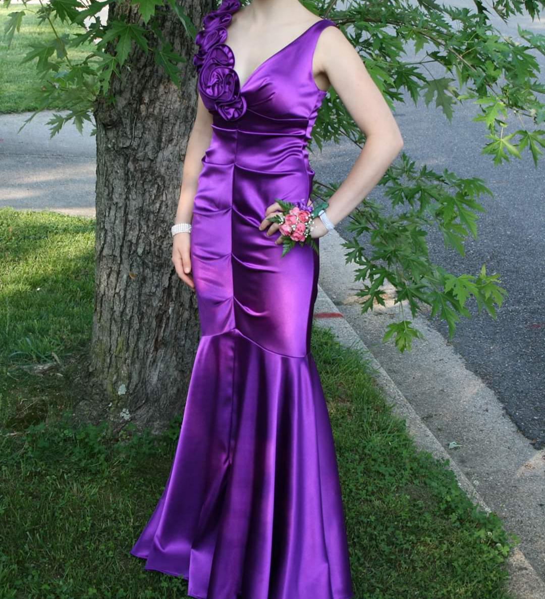 Any ideas on how to alter my old prom dress? r/sewing