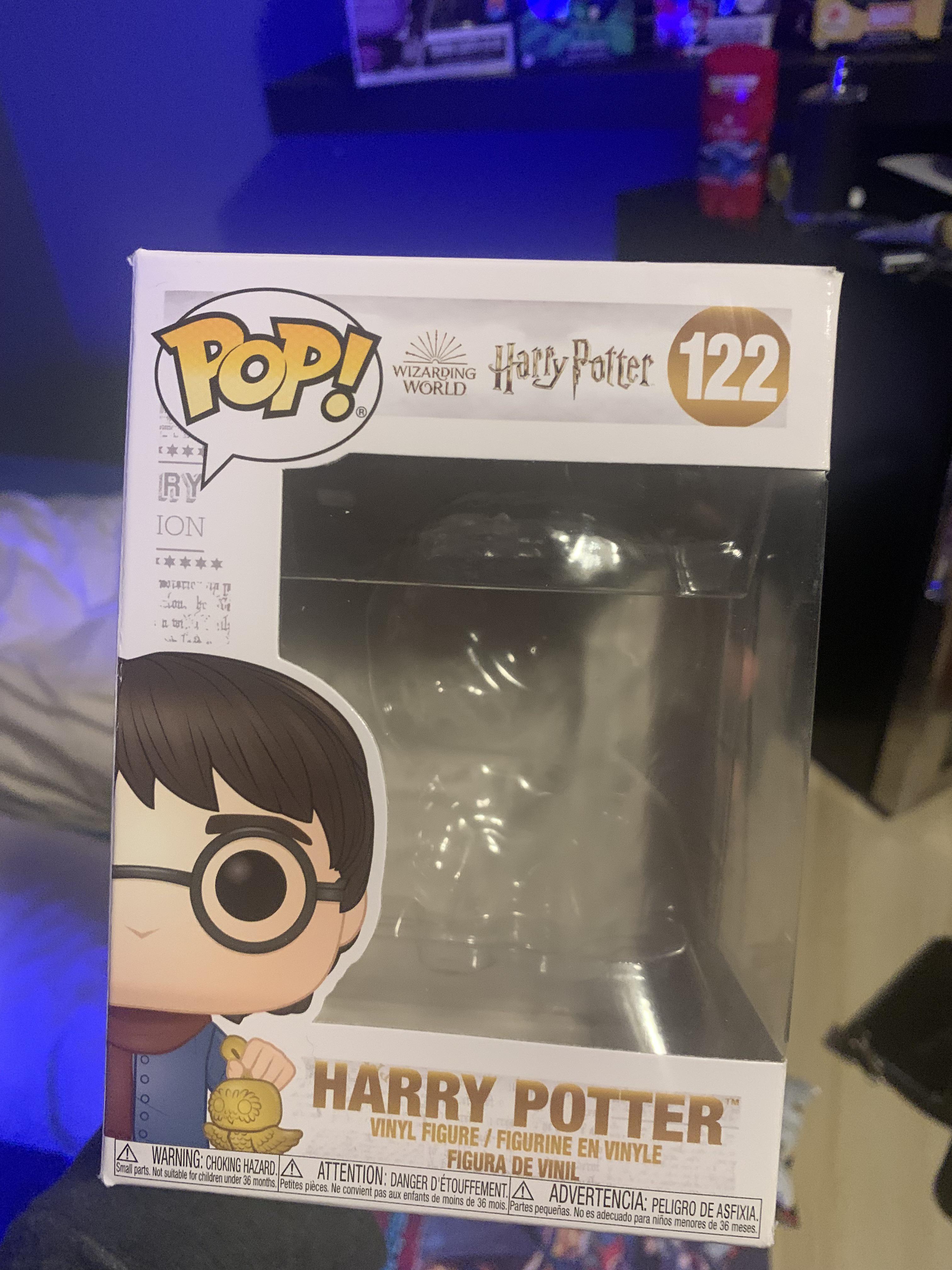 Rare funko pop… Harry potter w/Cloak r/Funko