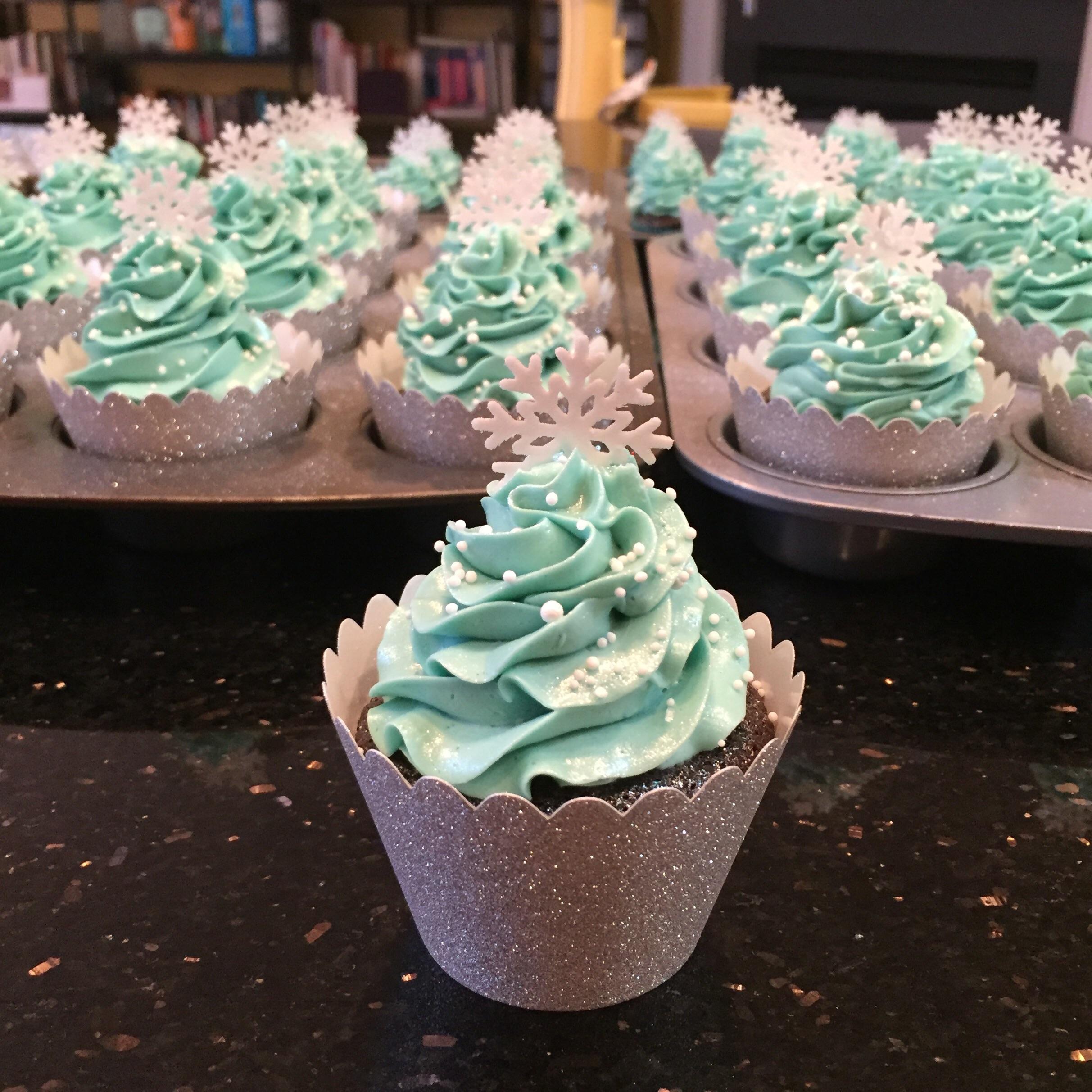 Winter Wonderland Cupcakes! Baking
