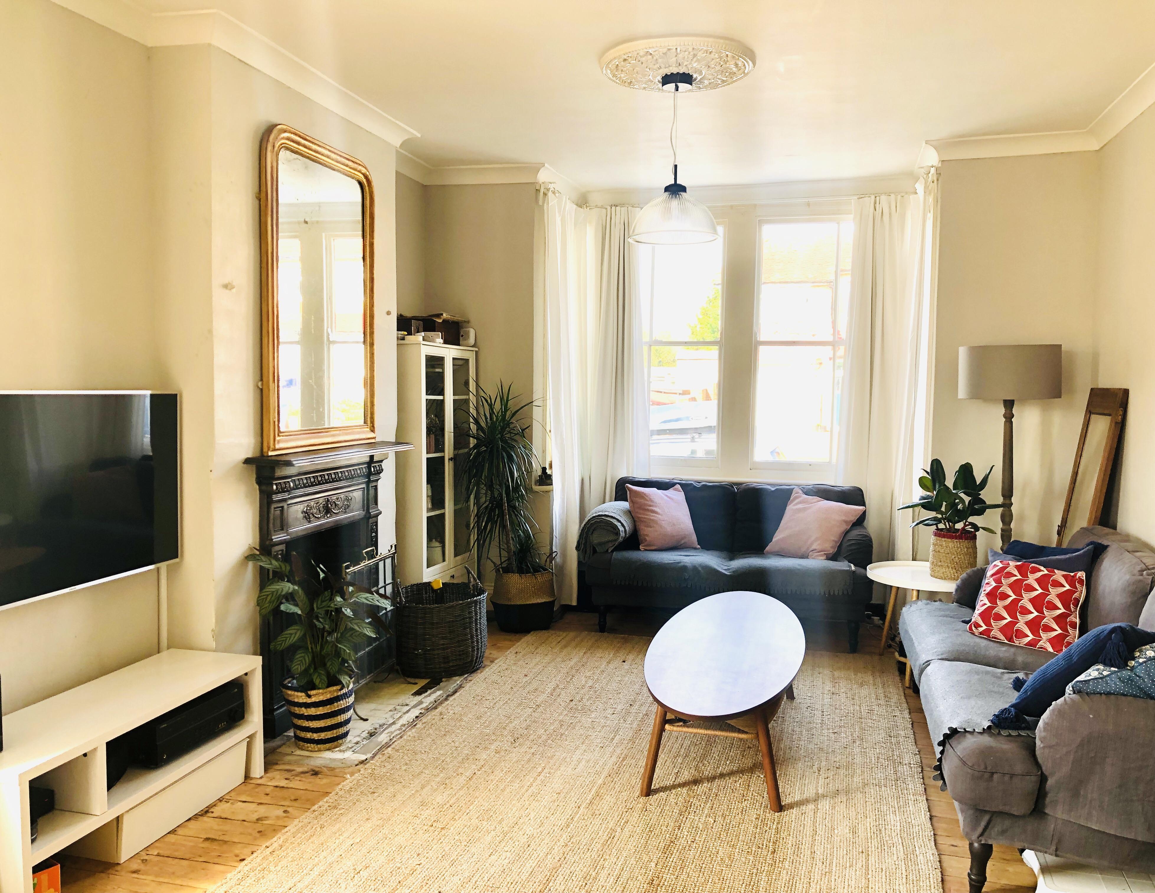Living Room Victorian House, London, UK. r/AmateurRoomPorn