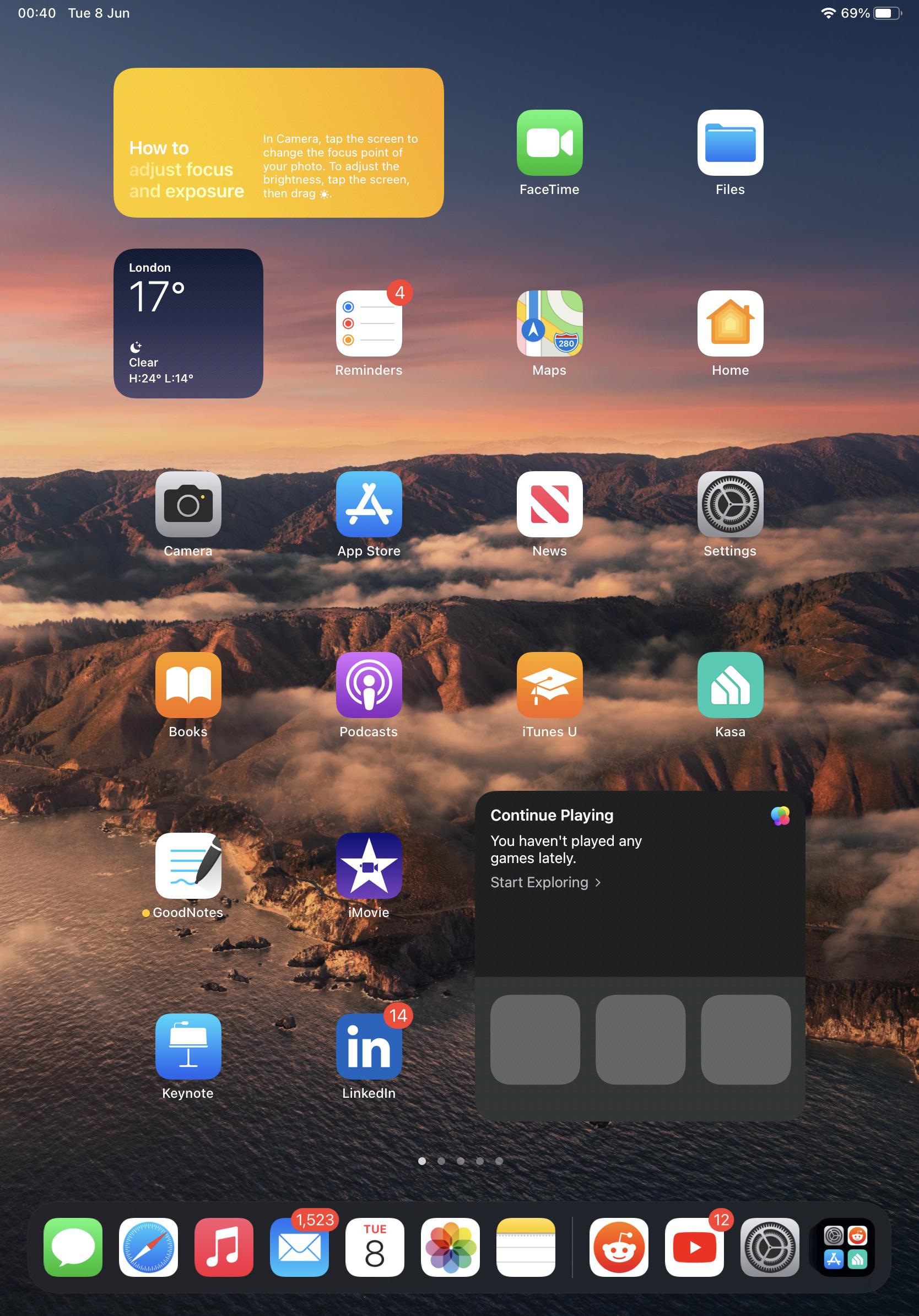 [iPadOS 15 Beta 1] iPad vertical layout with widgets. r/iOSBeta