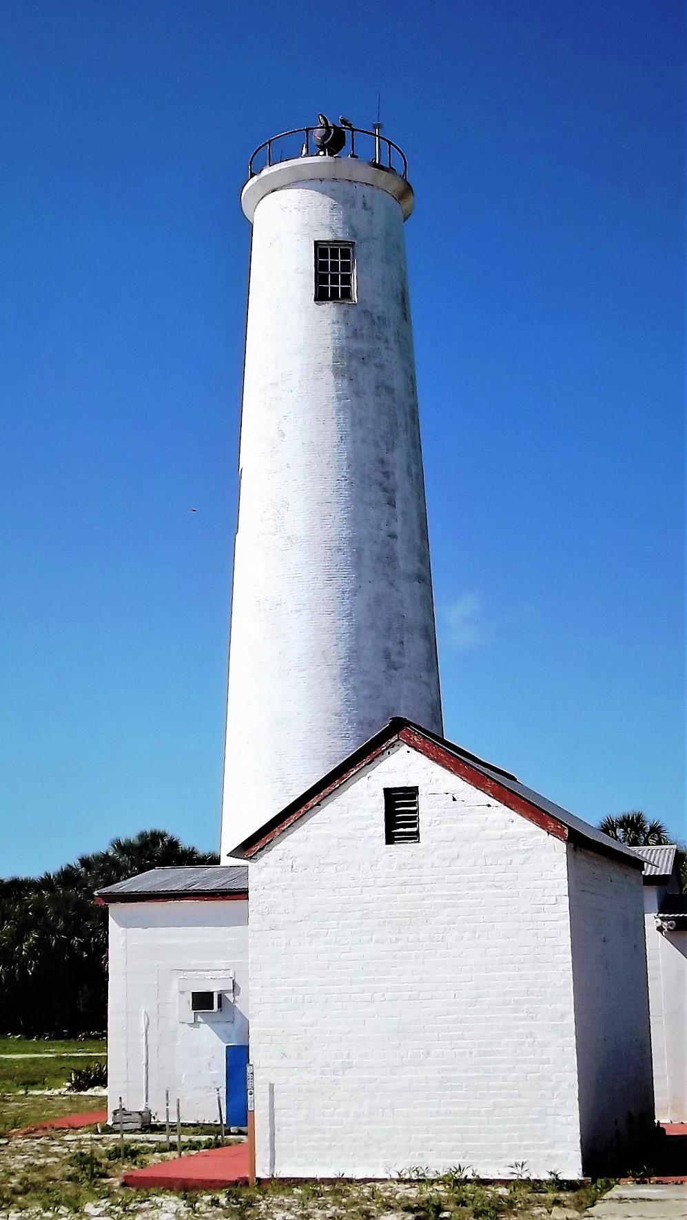 The Egmont Key lighthouse, built in 1858 r/Outdoors