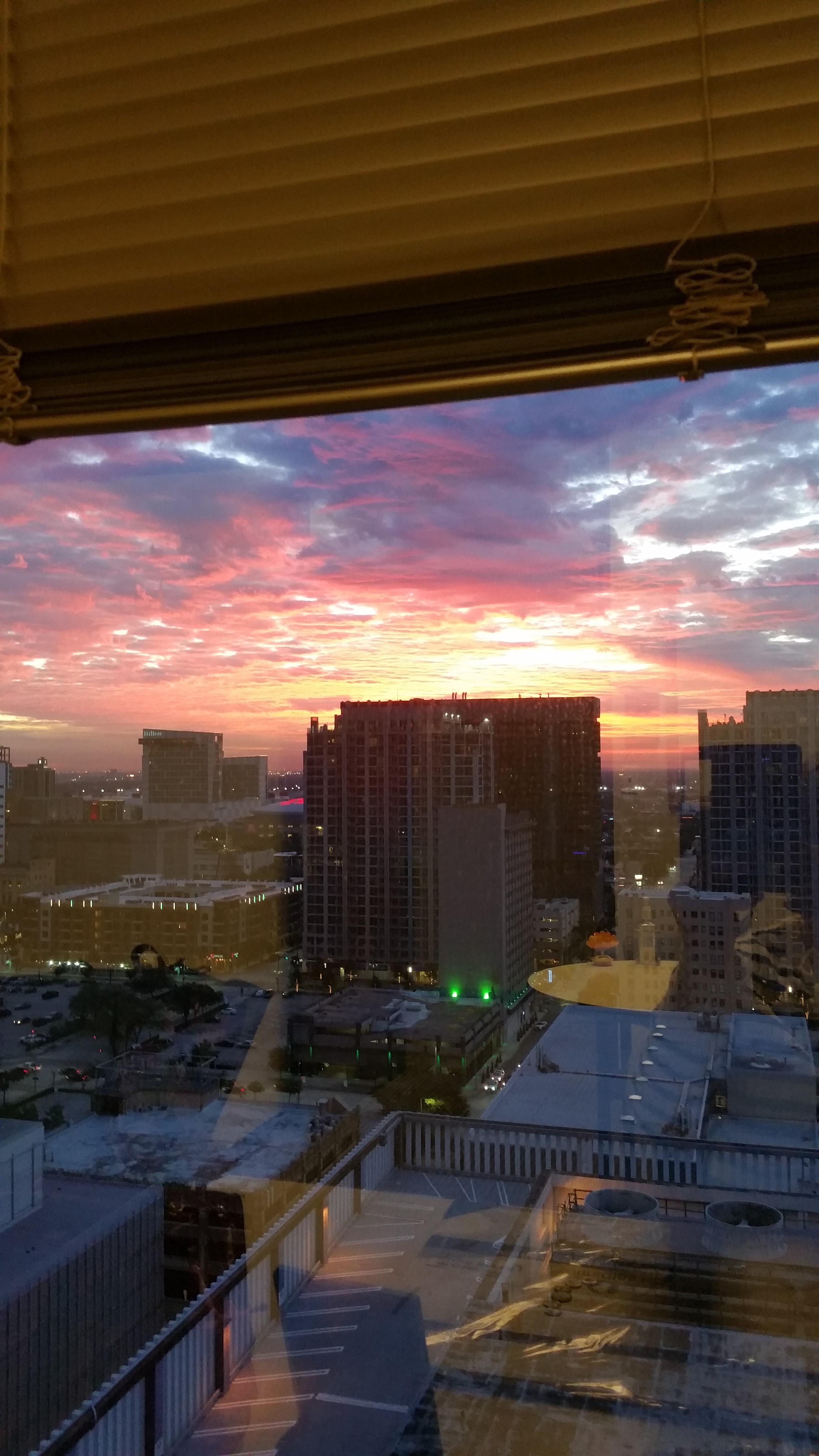 Downtown Houston sunrise this morning. r/houston