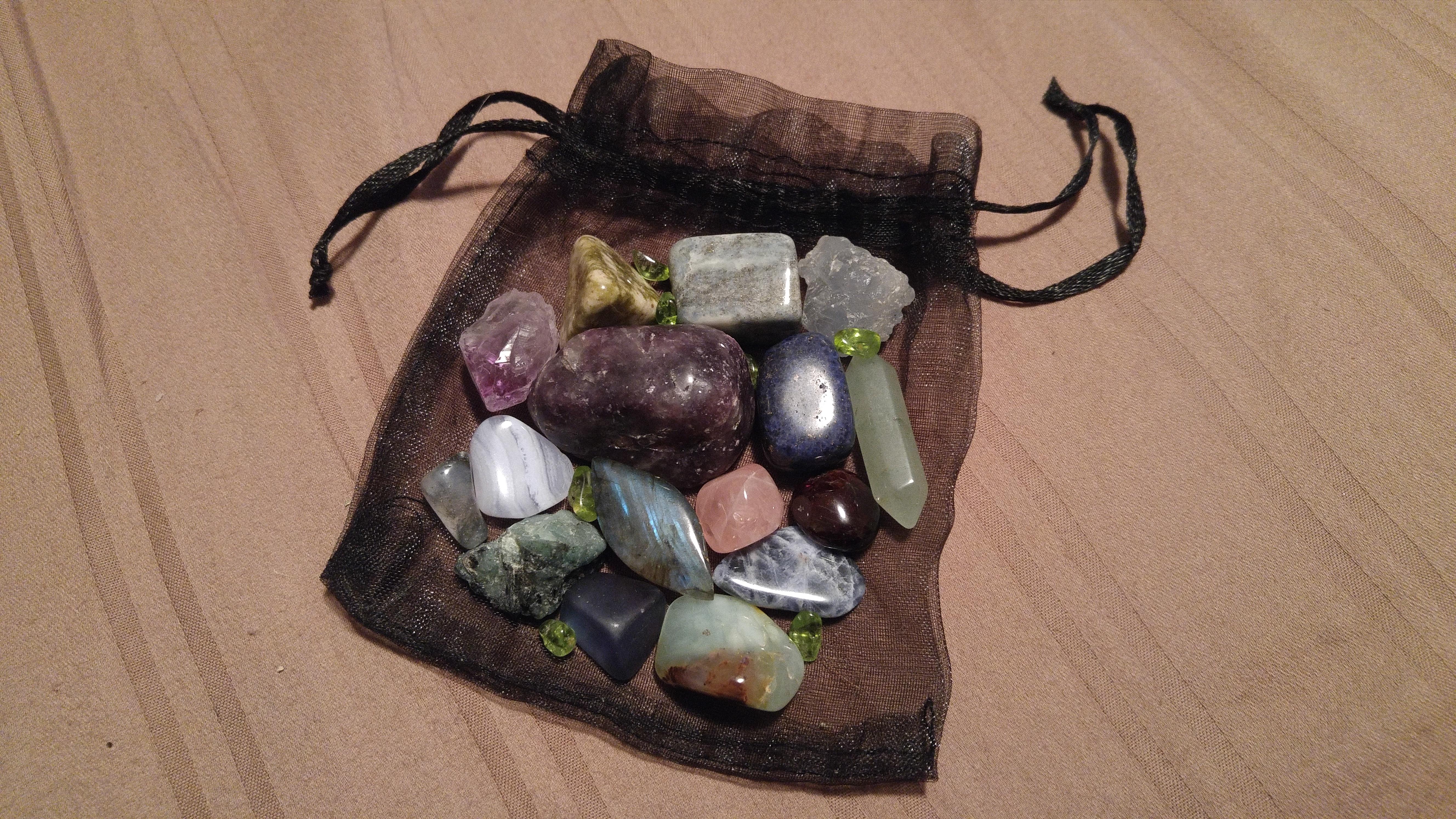 Just a few crystals I enjoy to carry around with me daily. r/Crystals