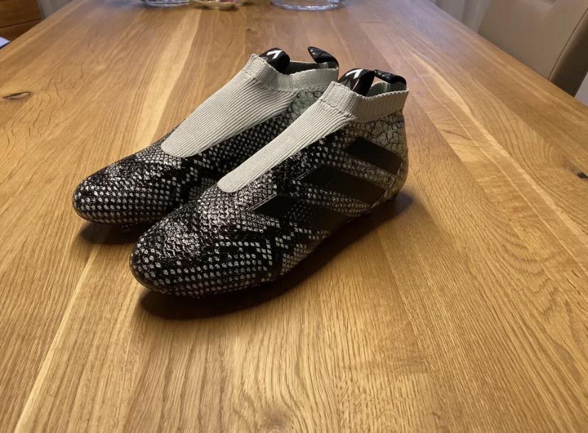 „SAMPLE“ How much are these worth? r/adidas