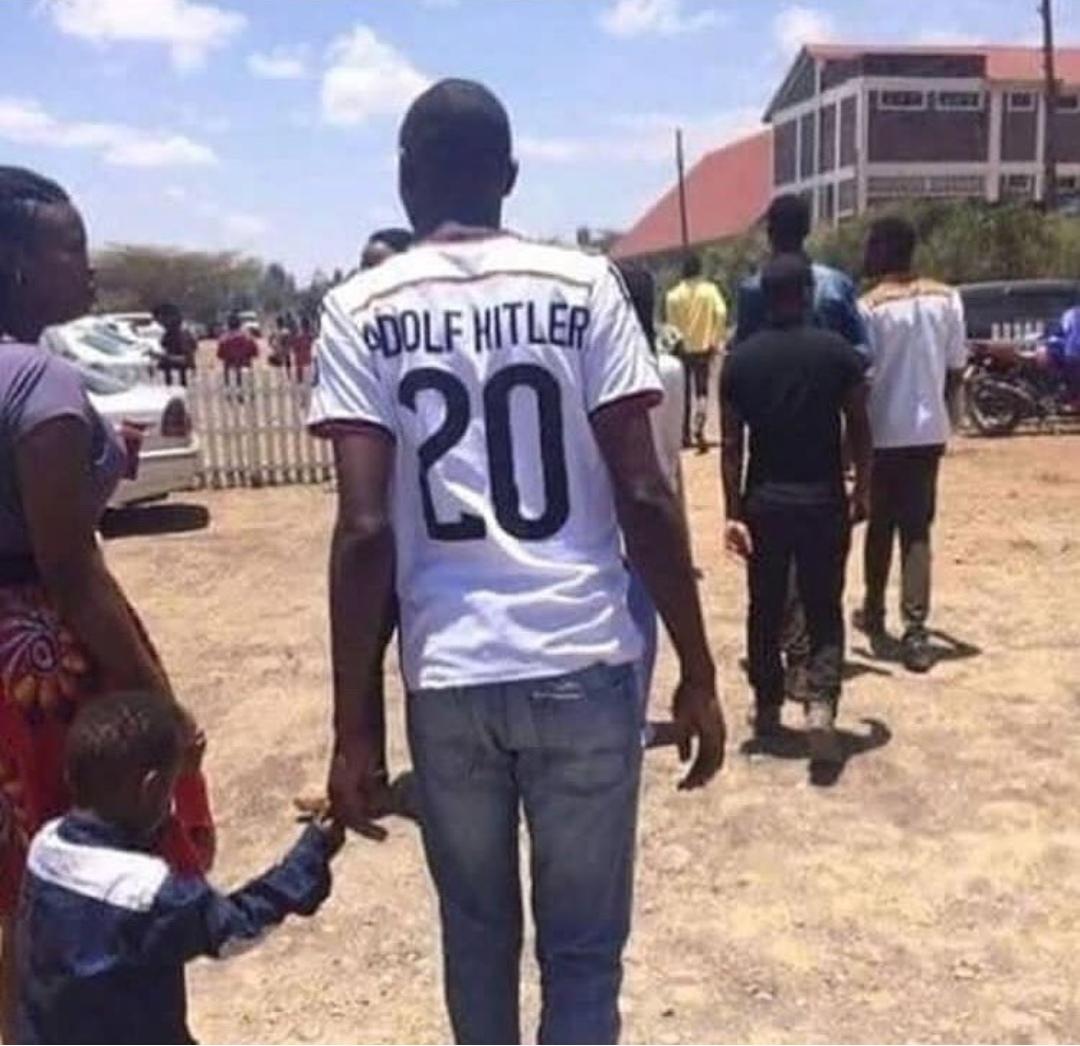 19 best u/vanlorenz images on Pholder Animemes, History Memes and