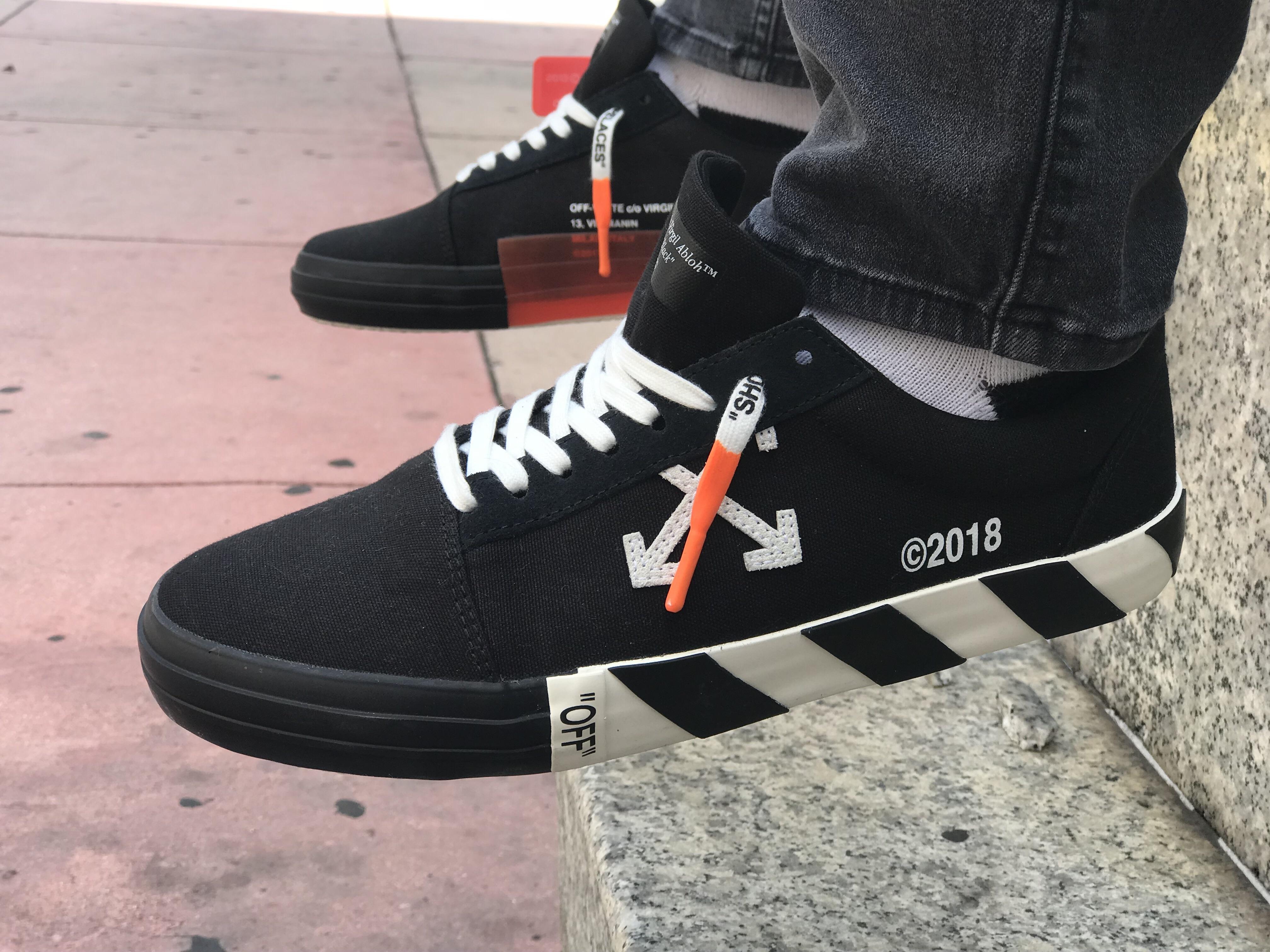 OffWhite Vulc Low Top’s r/Sneakers