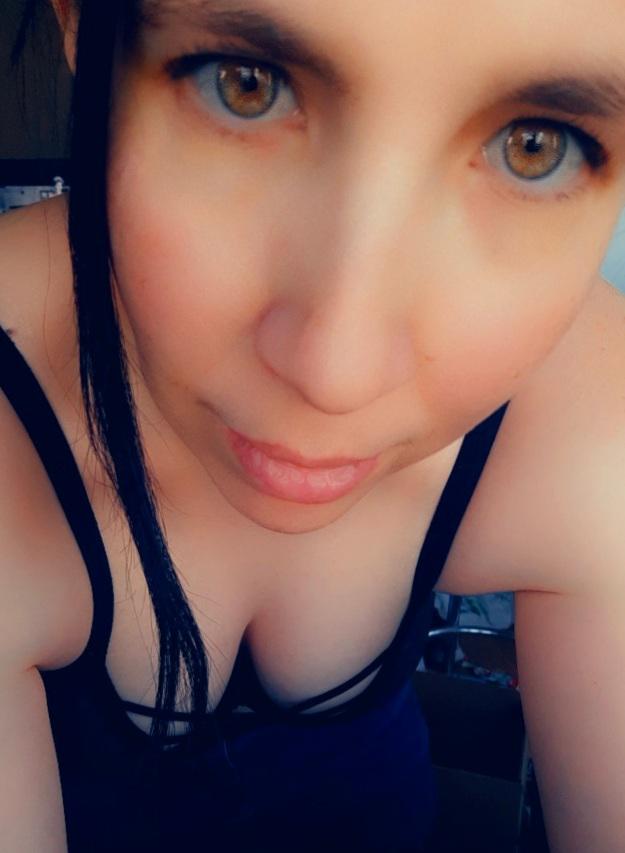 Bored and ignored... : maturemilf