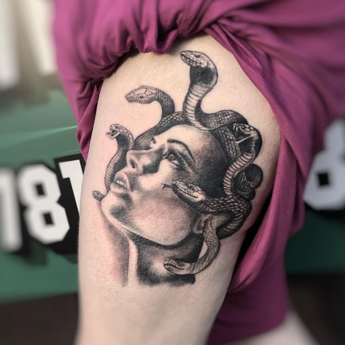 Medusa Tattoo By Me, Olivia Hartranft, At Boston Street Tattoo, Lynn, Ma - Really Enjoyed This One! : R/Tattoo 1440_x_1440_jpg