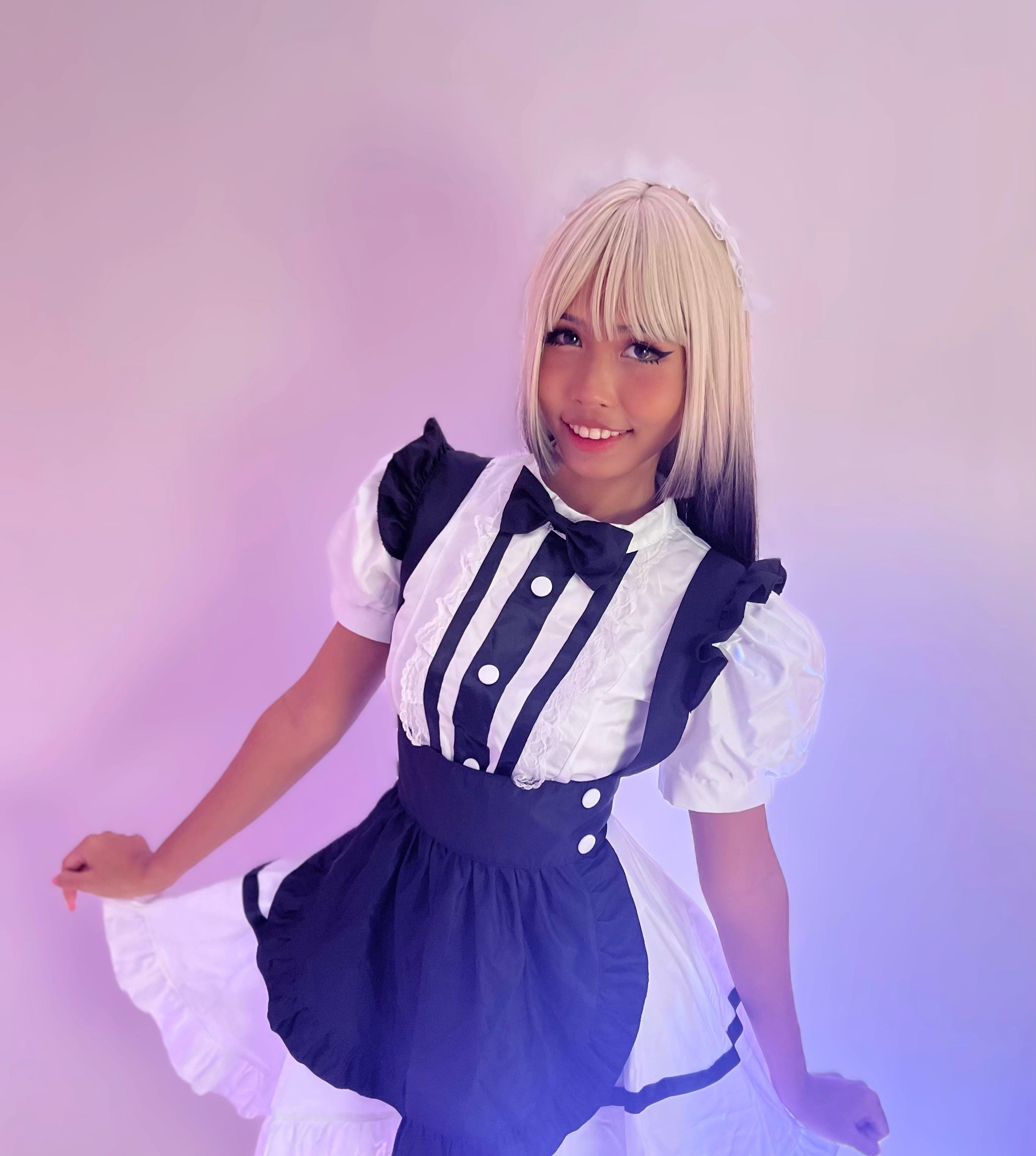Maid UwU - @AlicexAllison : cosplaygirls
