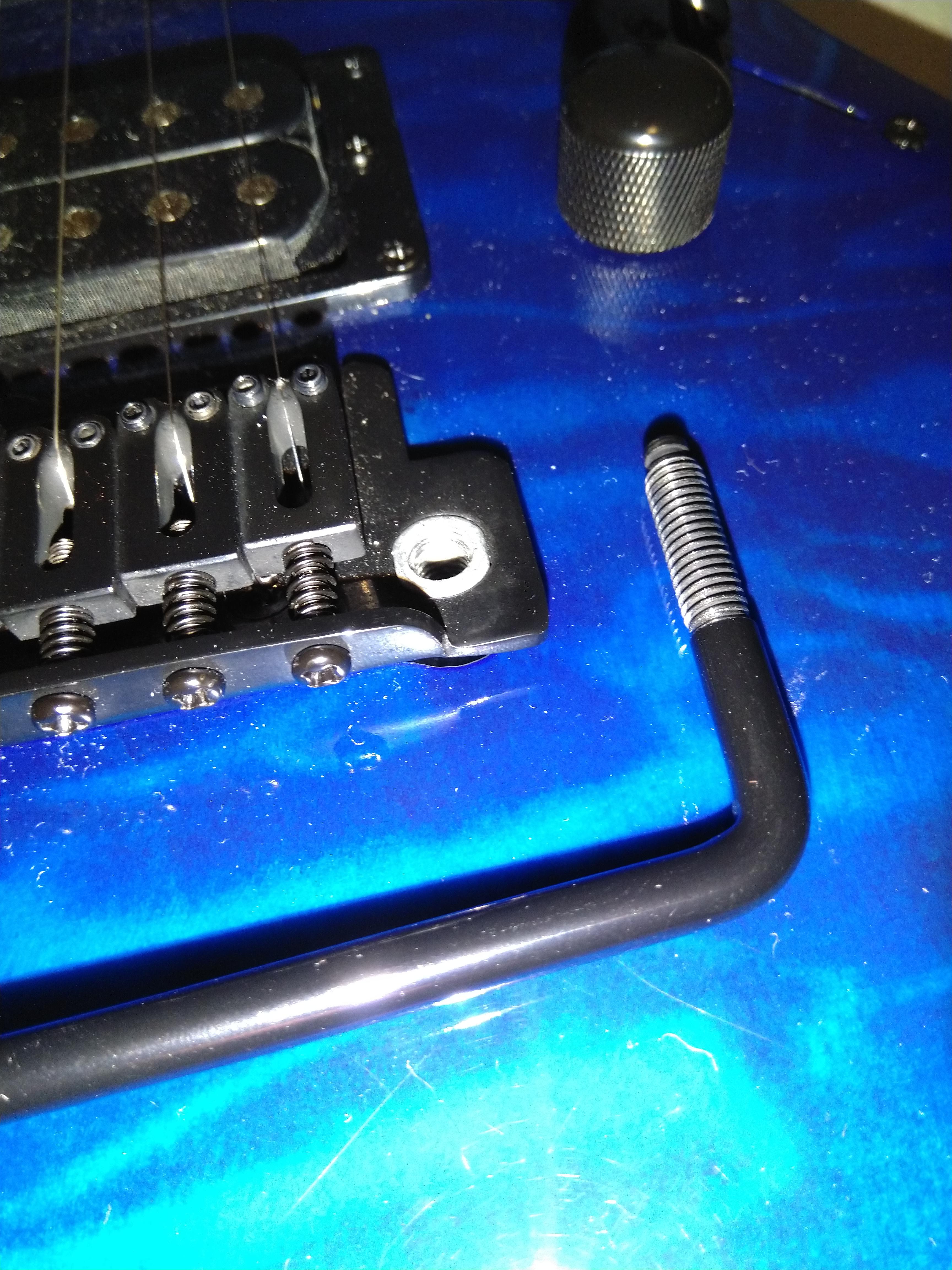 [NEWBIE] Is there anything I can do to make the tremolo bar stay where